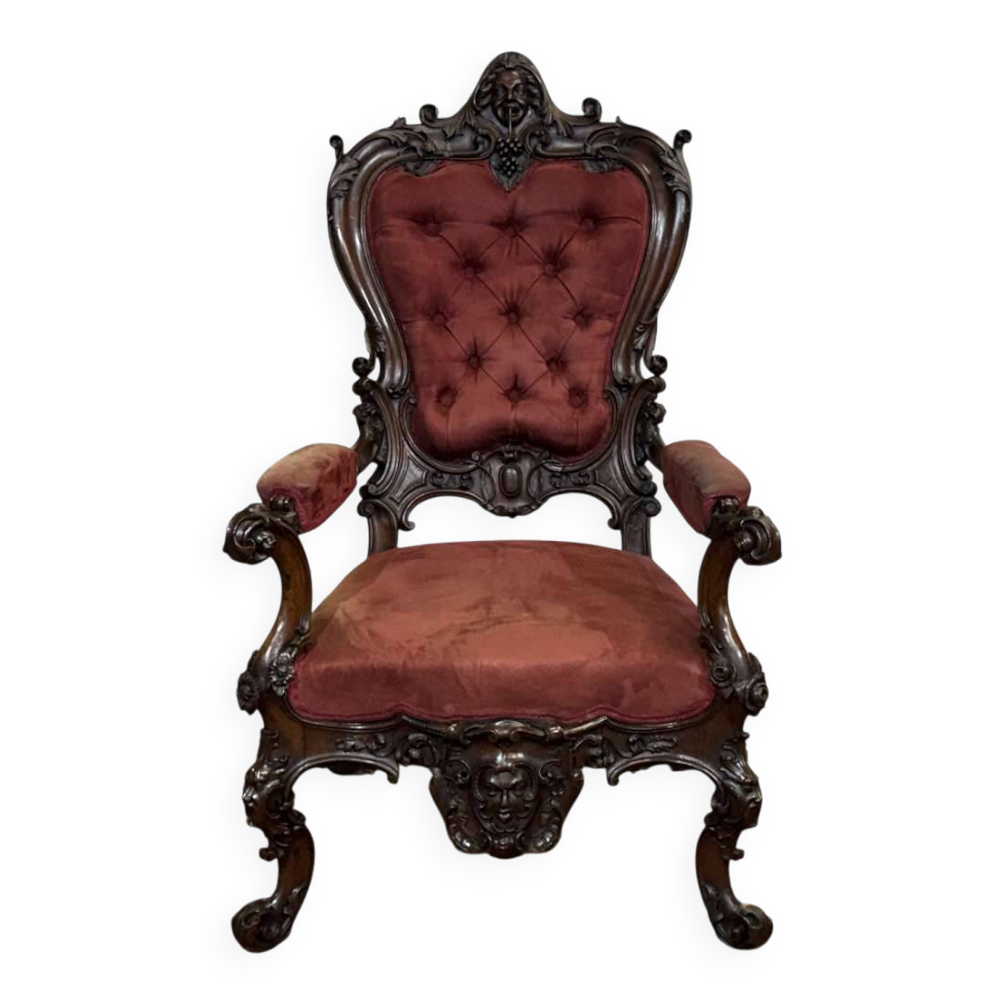 Fauteuil en acajou 19ème richement sculpté de style baroque