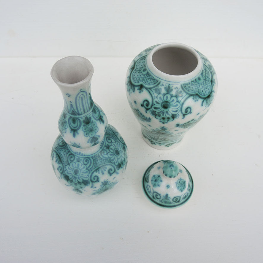 Antique vase & pot in green Delftware