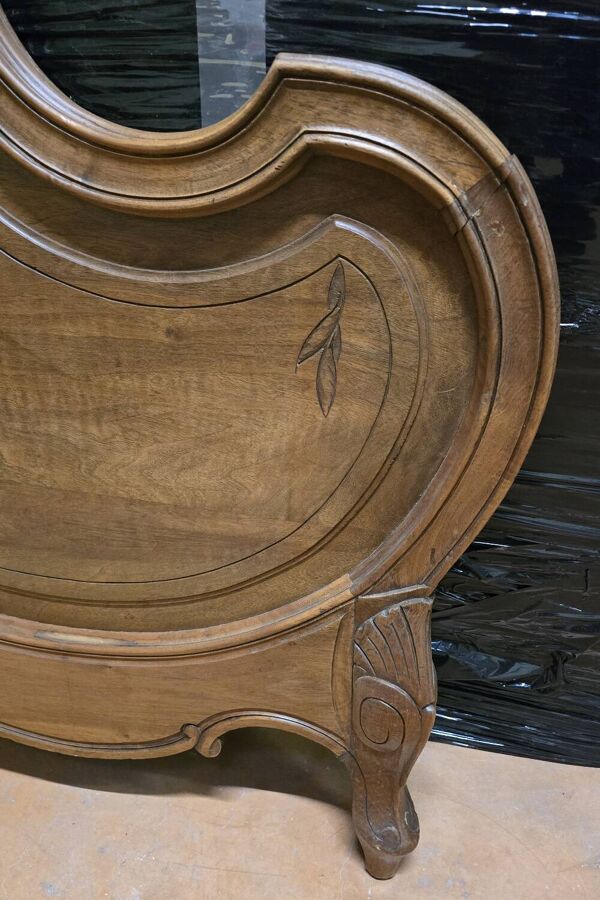 Tête de lit ancienne en bois sculpté, style Louis XV–début XXᵉ siècle