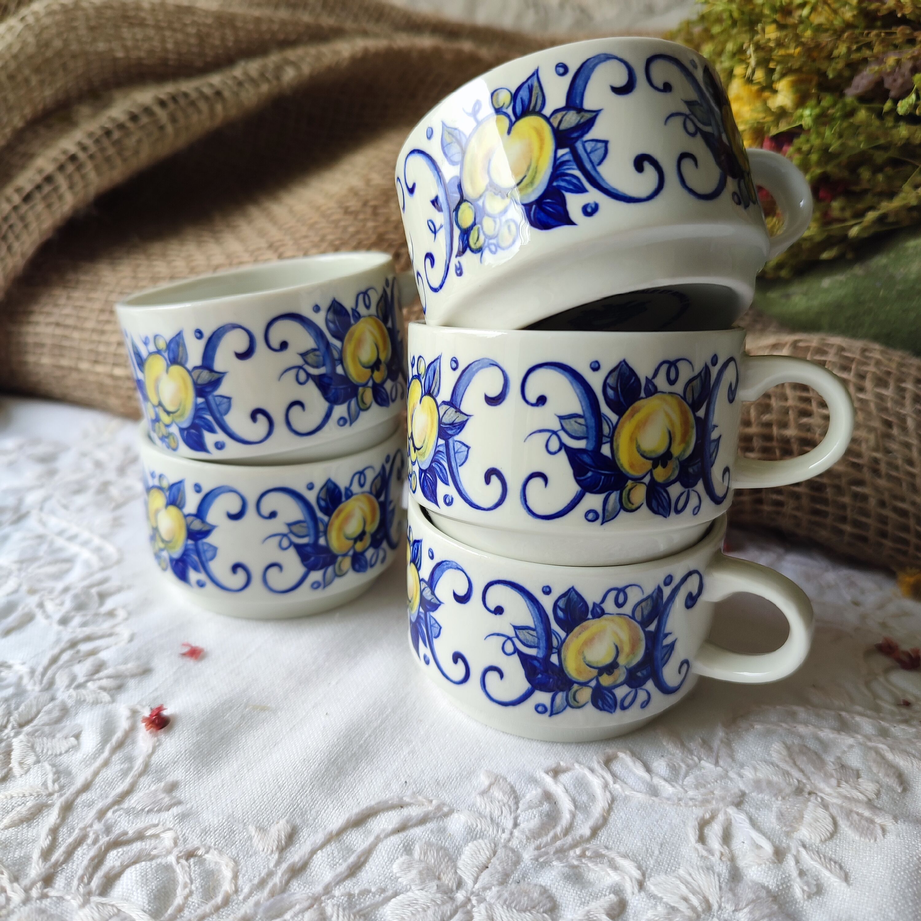 Set of 5 vintage Villeroy & Boch mugs – Cadiz model – Blue decor and