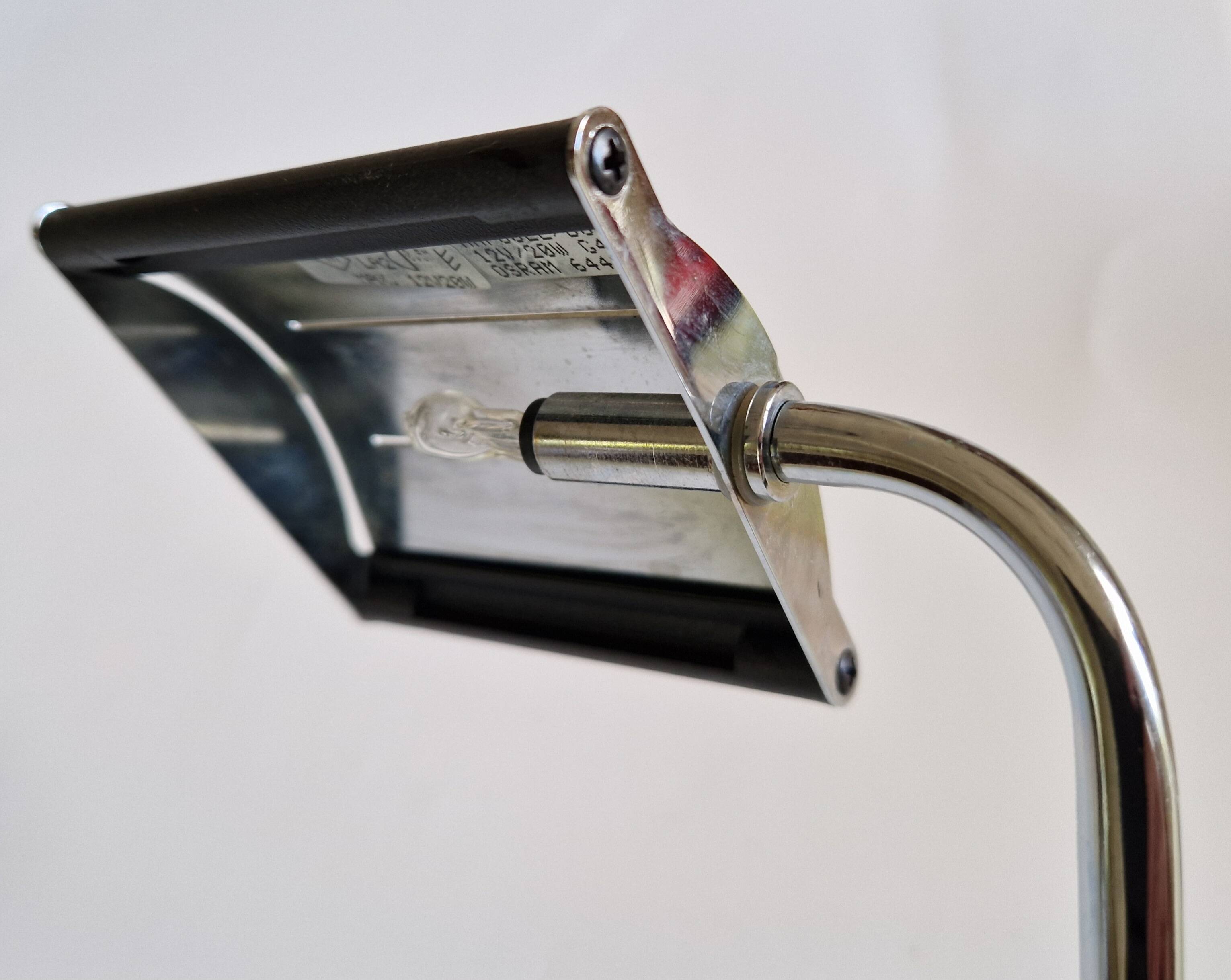 Minimalist desk lamp Switzerland 80s