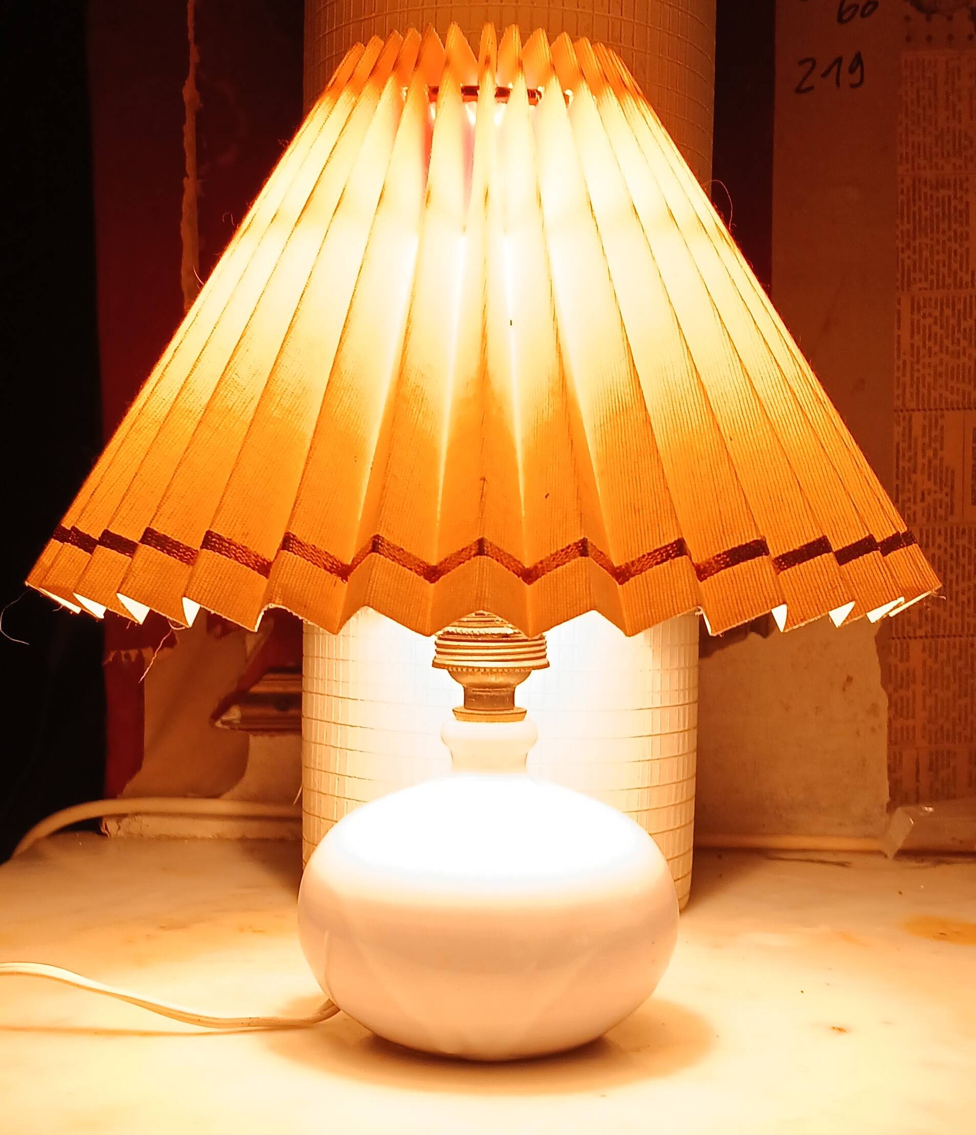 Enamelled terracotta lamp signed, pleated lampshade 1960