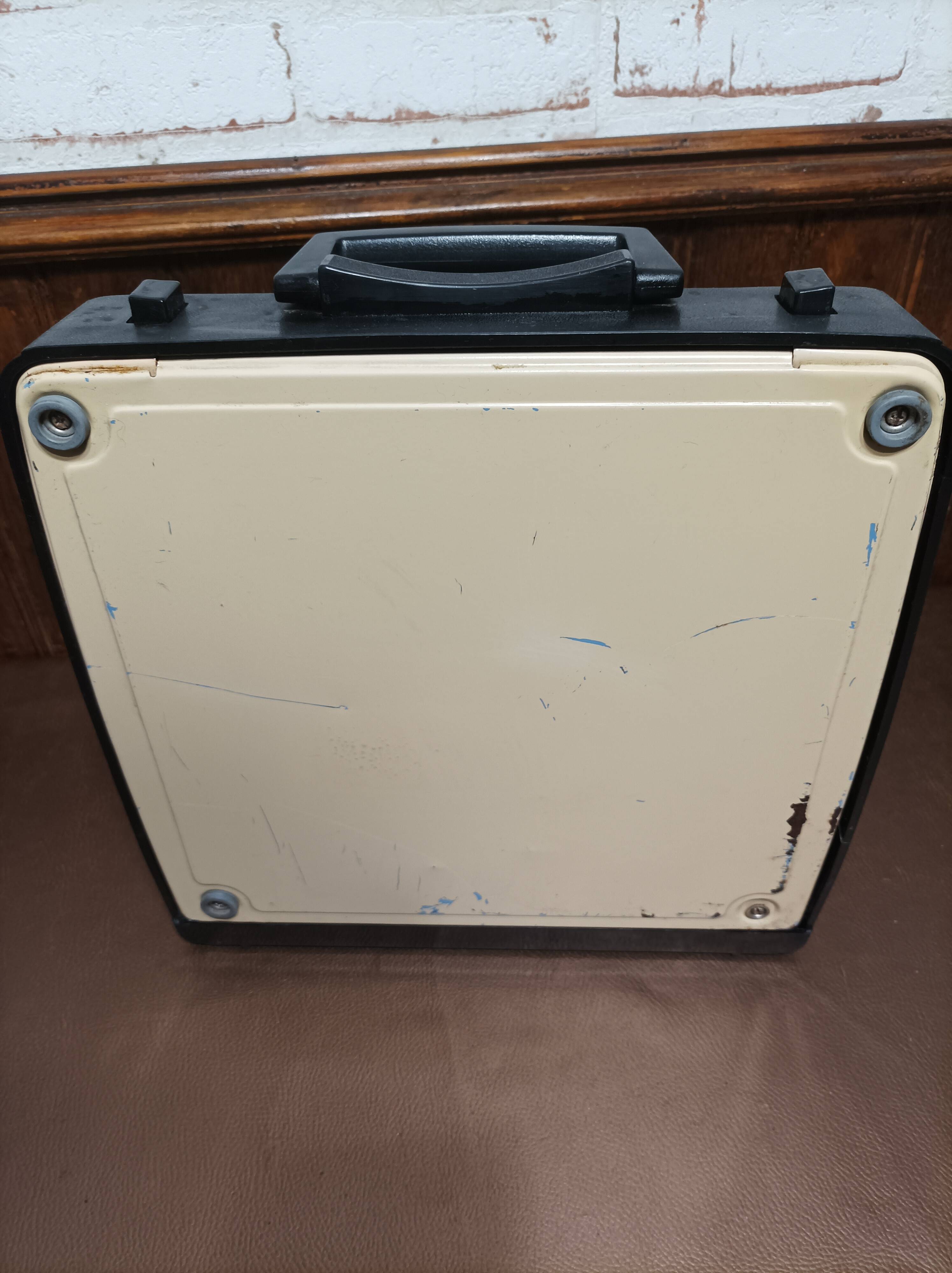 Nogamatic 400 typewriter