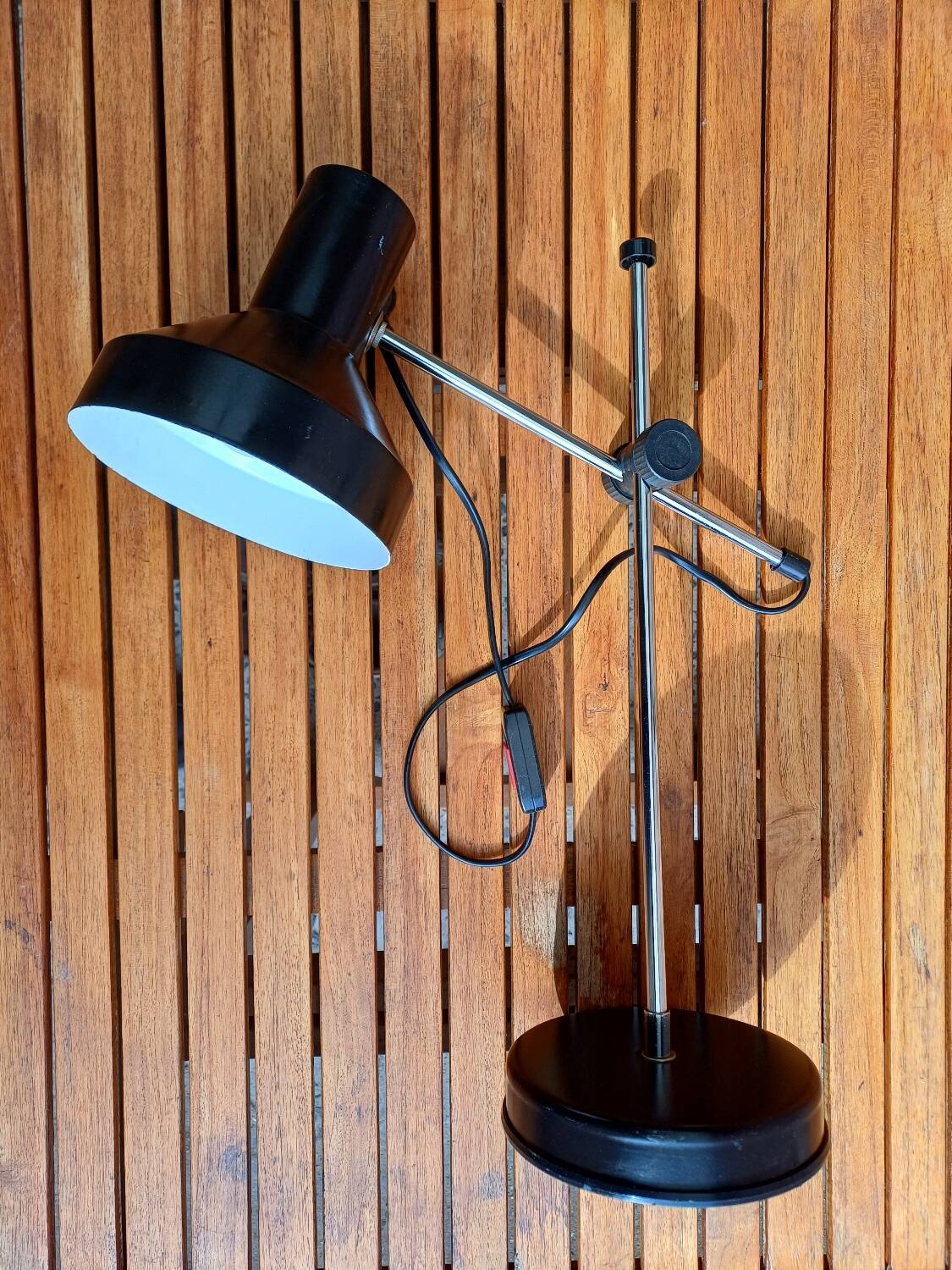80's black pendulum lamp