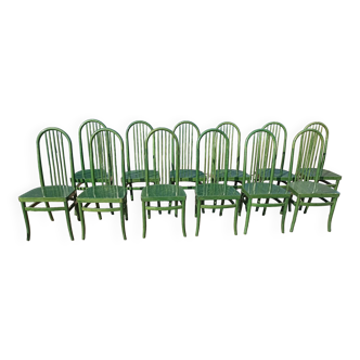 12 chaises de bistrot Baumann Eden terrasse verte bois - vintage