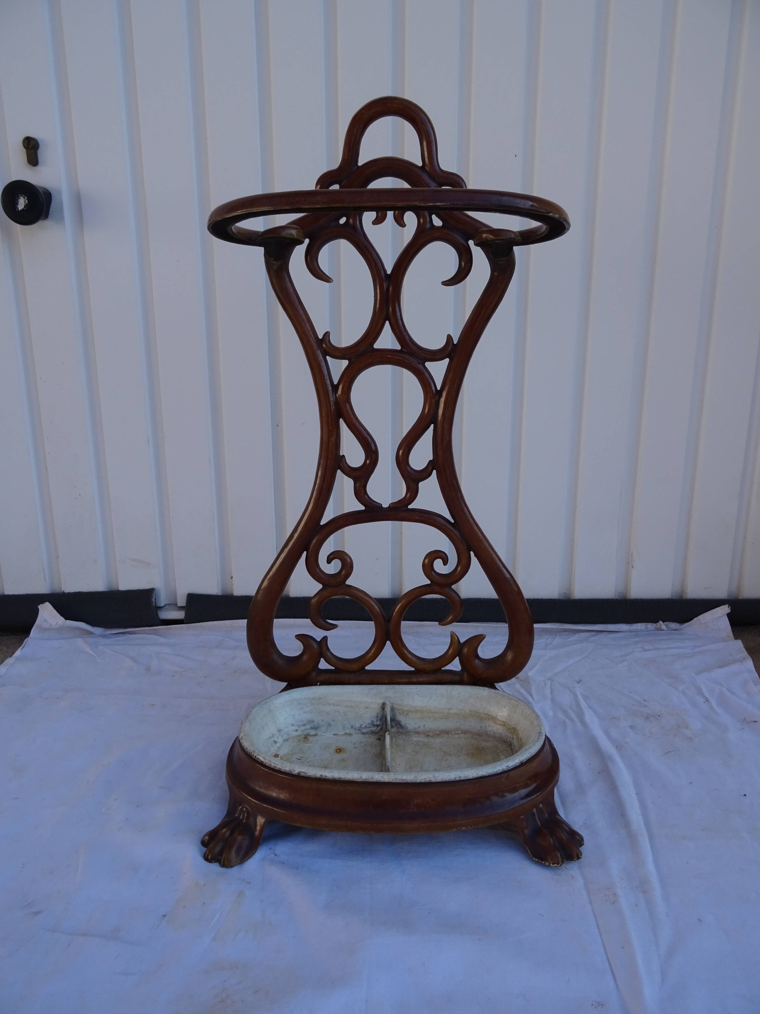 Audemar Guyon bistro enameled cast iron umbrella stand in Dole Jura France