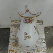 Pichet en porcelaine