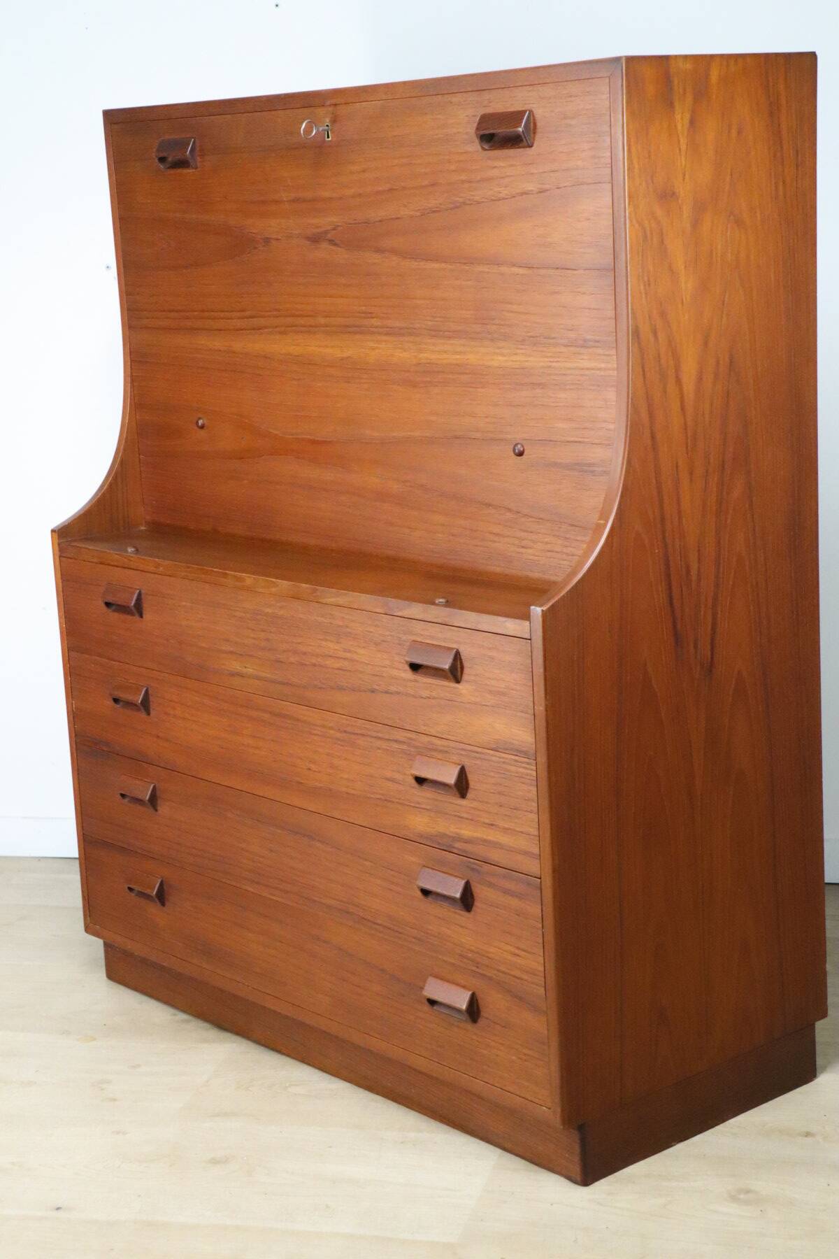 Scandinavian secretary Borge Mogensen Soborg edition, 1960