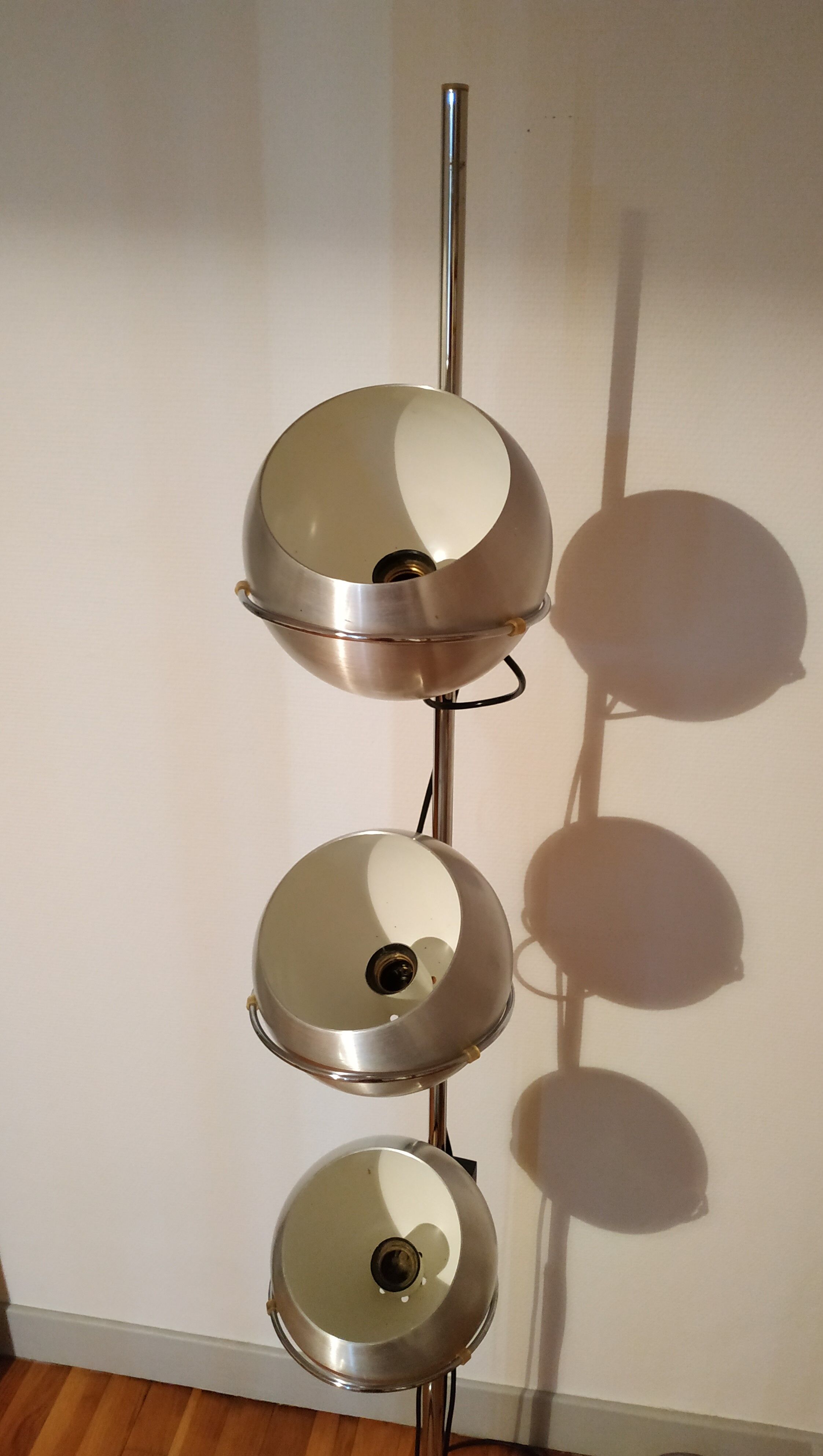 Lamppost Reggiani model "Eye Ball" 1970