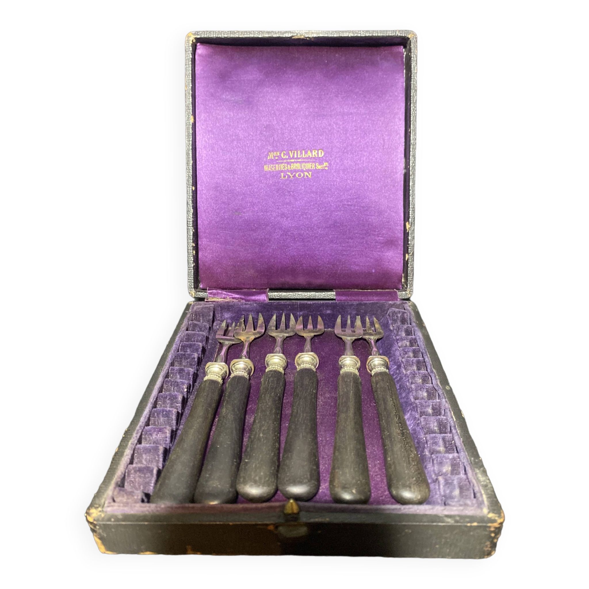 Set of 6 fish forks in their case, MAGENTIES and BROLIQUIER brand
