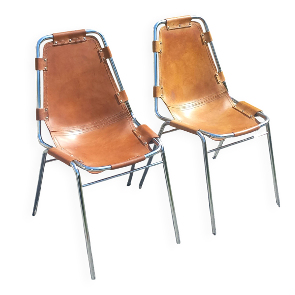 Paire de chaises design de Charlotte Perriand pour les Arcs
