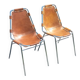 Paire de chaises design de Charlotte Perriand pour les Arcs