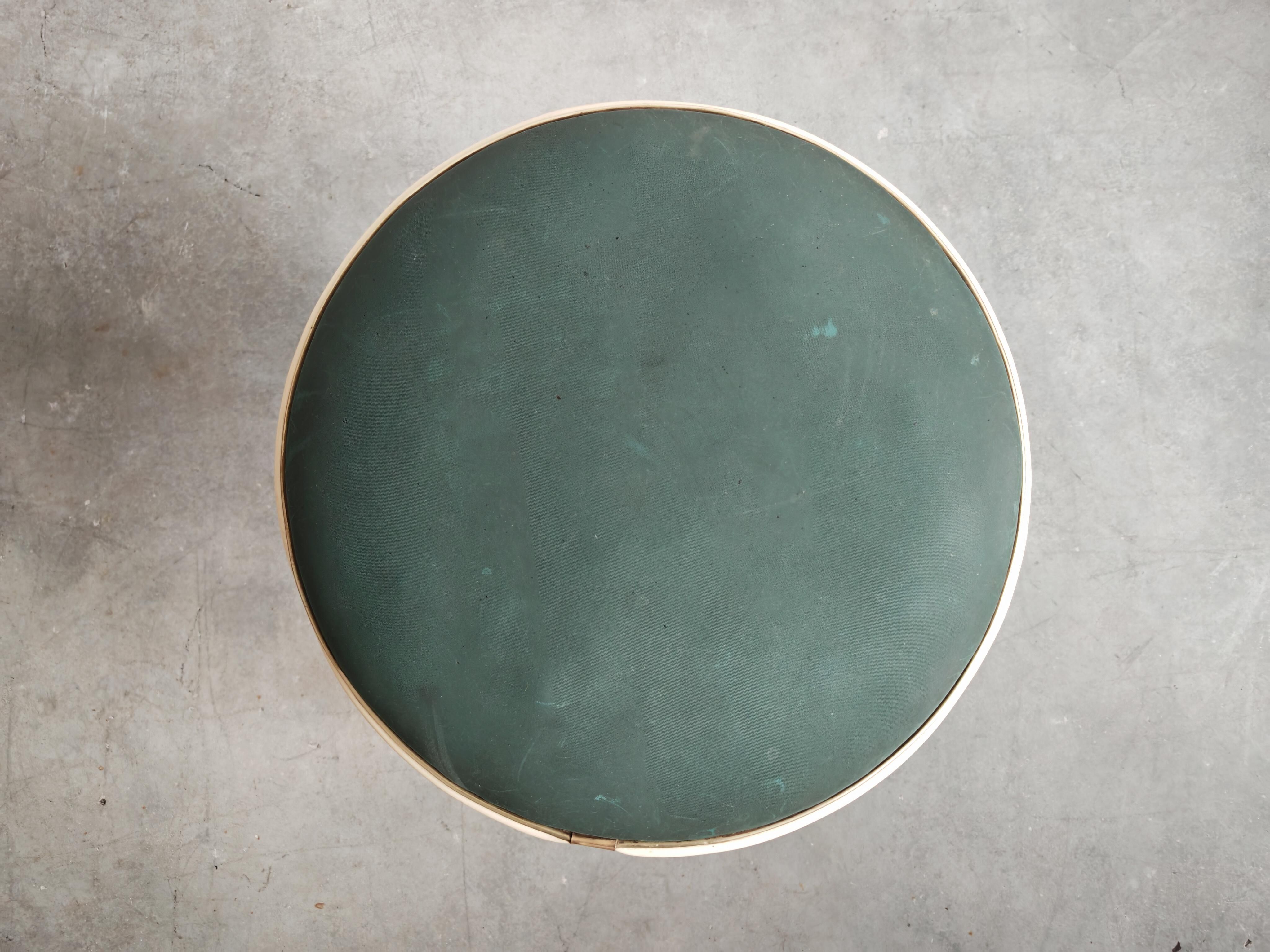 Pair of Mid Century Modern stools by Umberto Mascagni from the 1950s.