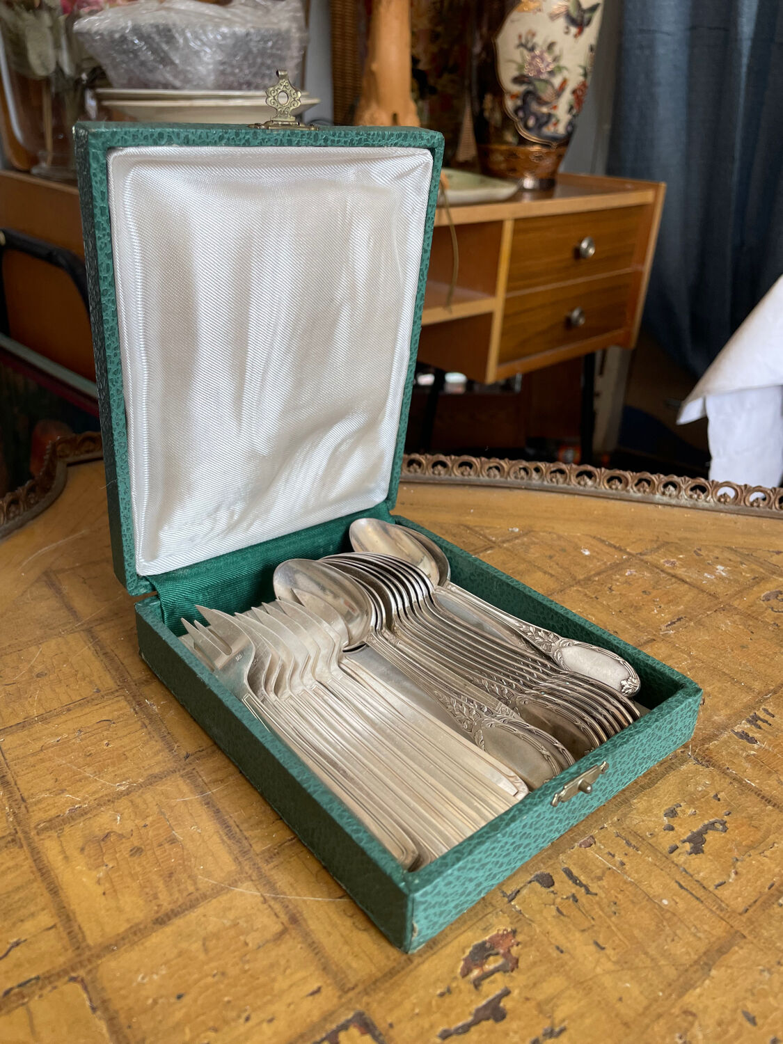 Ménagère set couverts en métal argenté 21 pièces