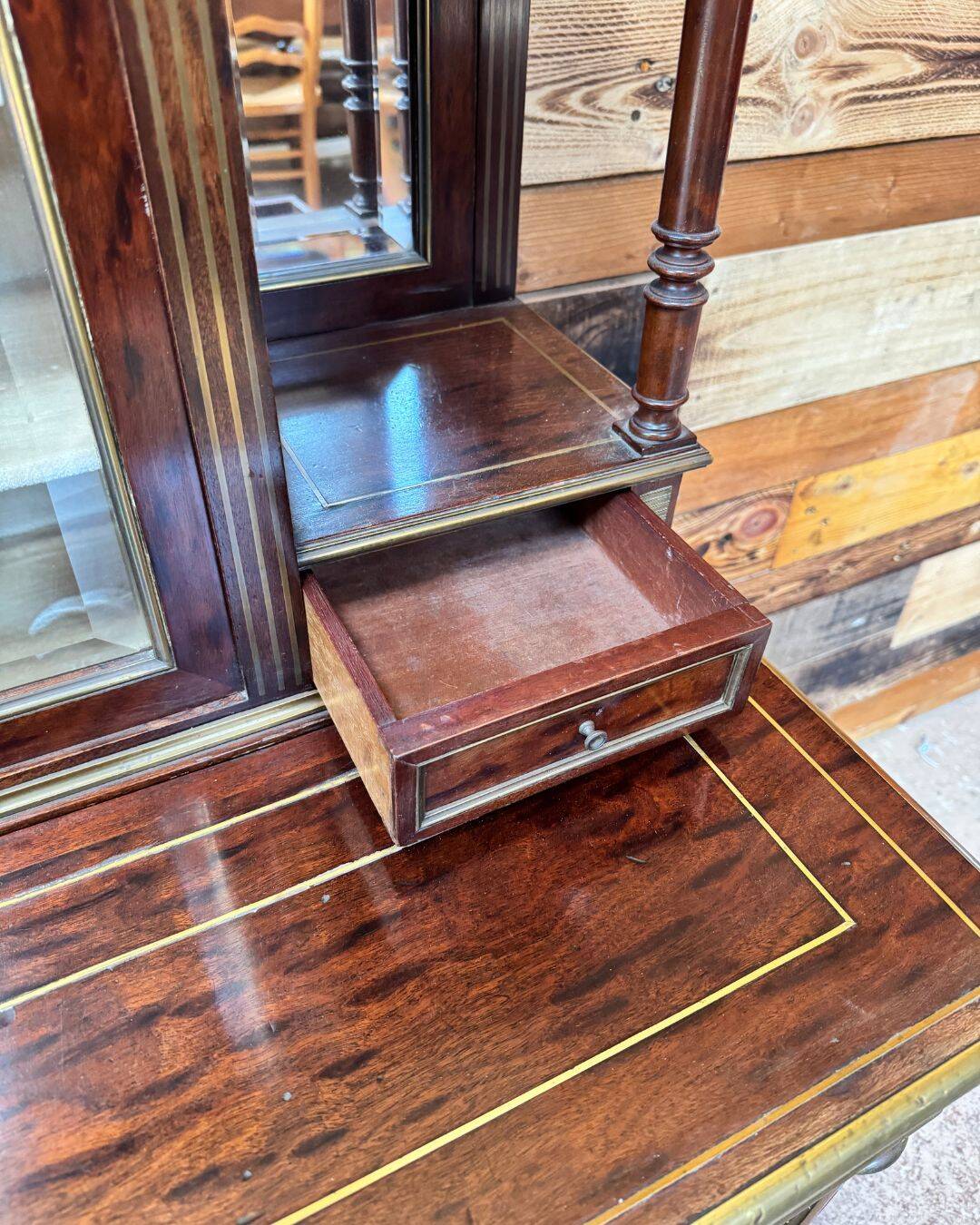 Desk called "Bonheur-du-jour" Napoleon III