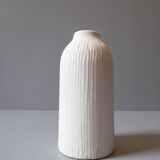 Porcelain vase and biscuit decorated with flowers