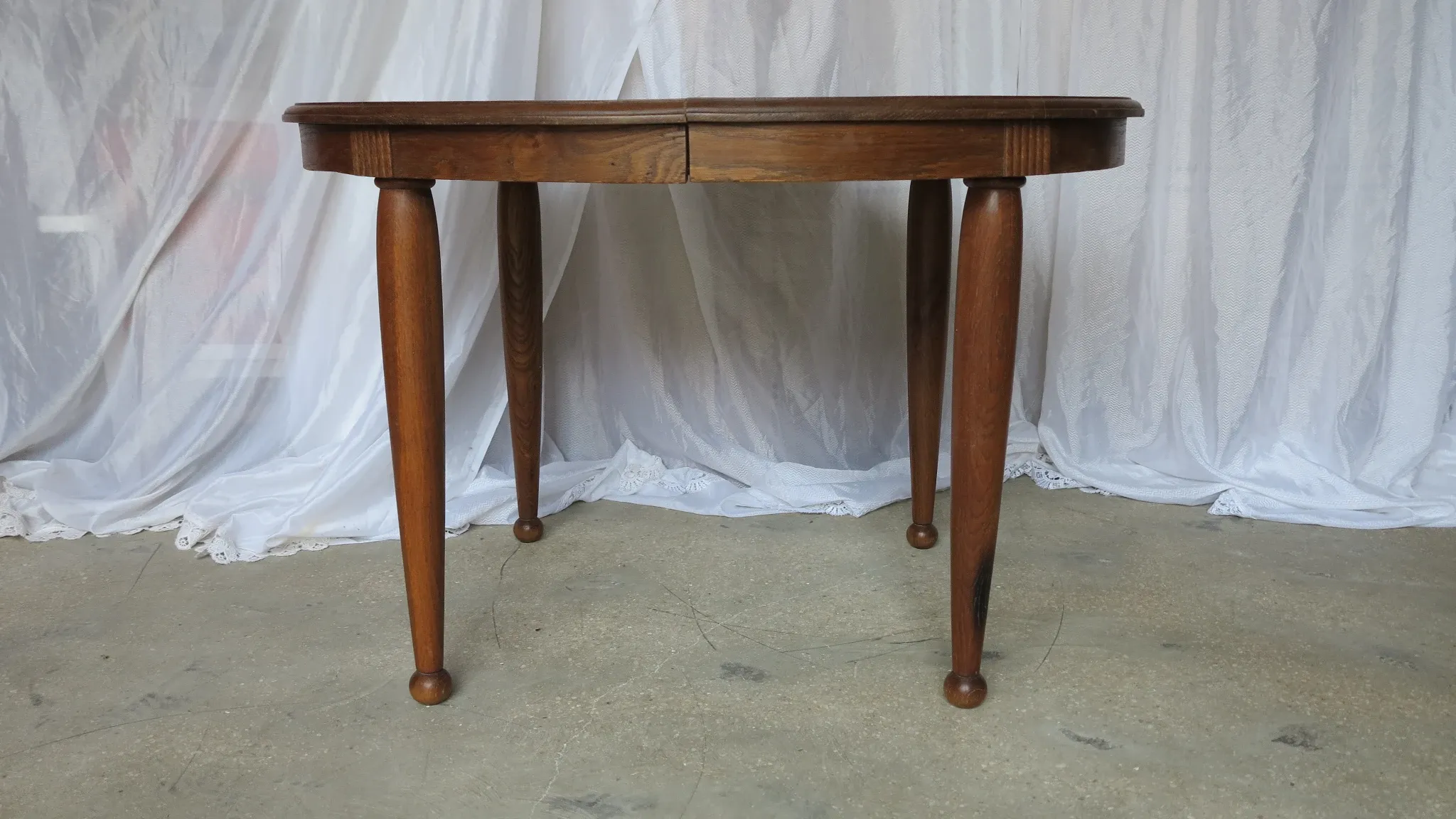 Table de salle à manger années 40