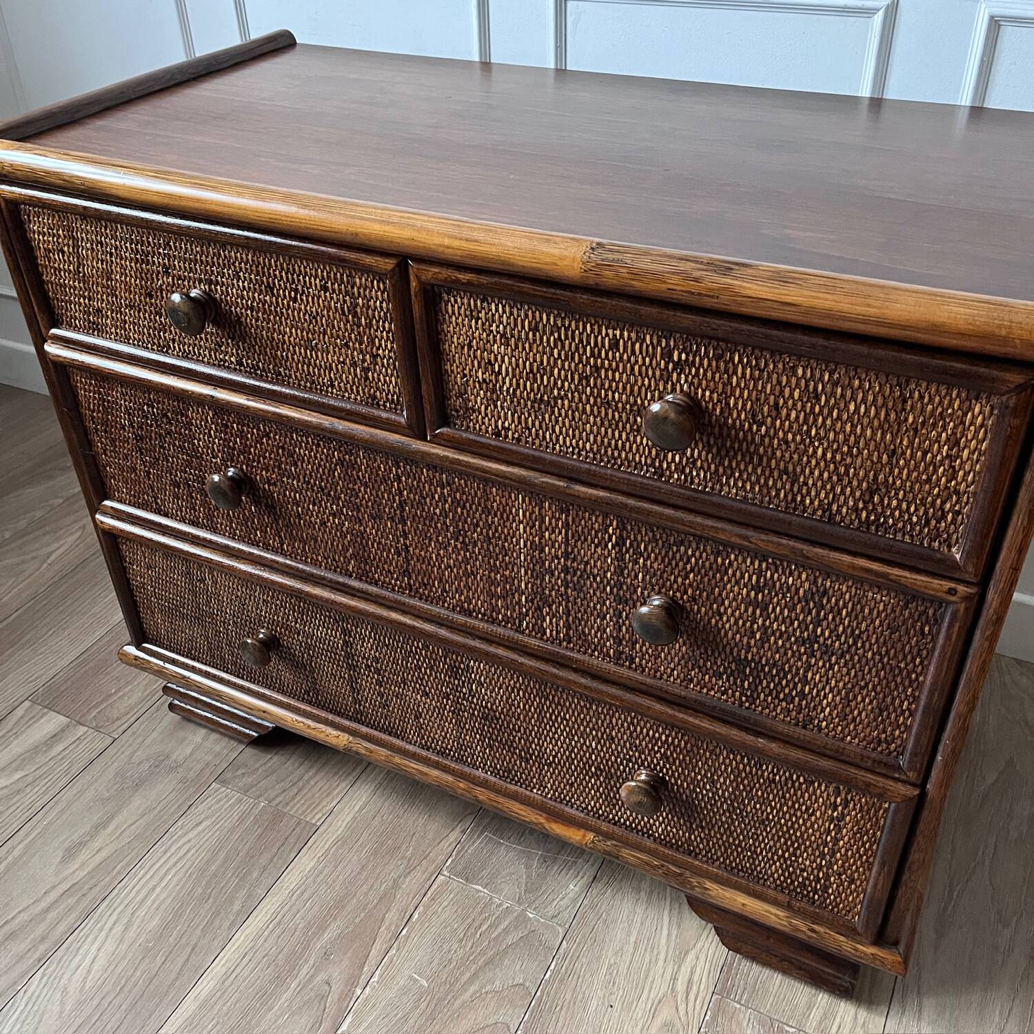 Commode en rotin