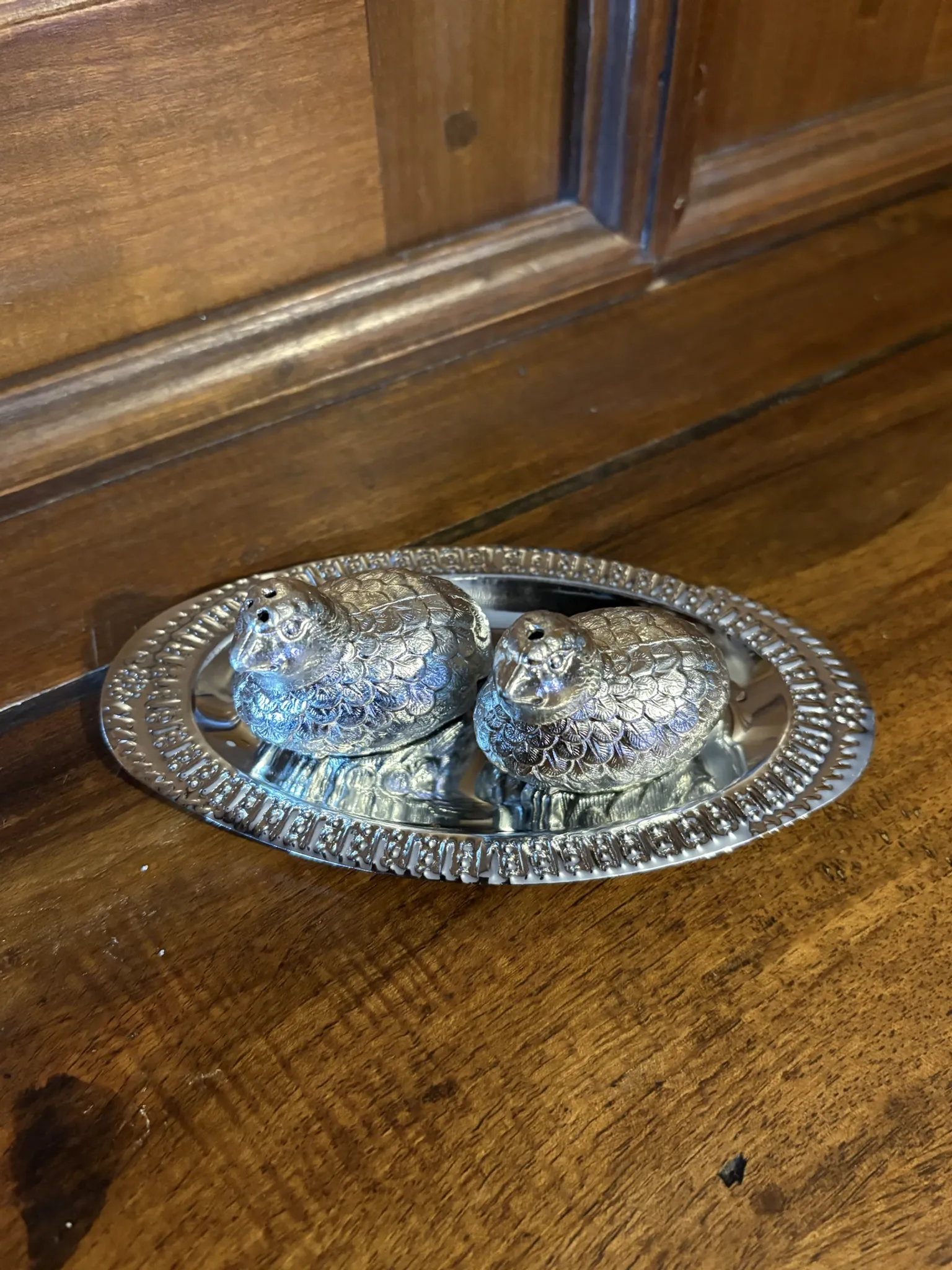 Quail salt and pepper set