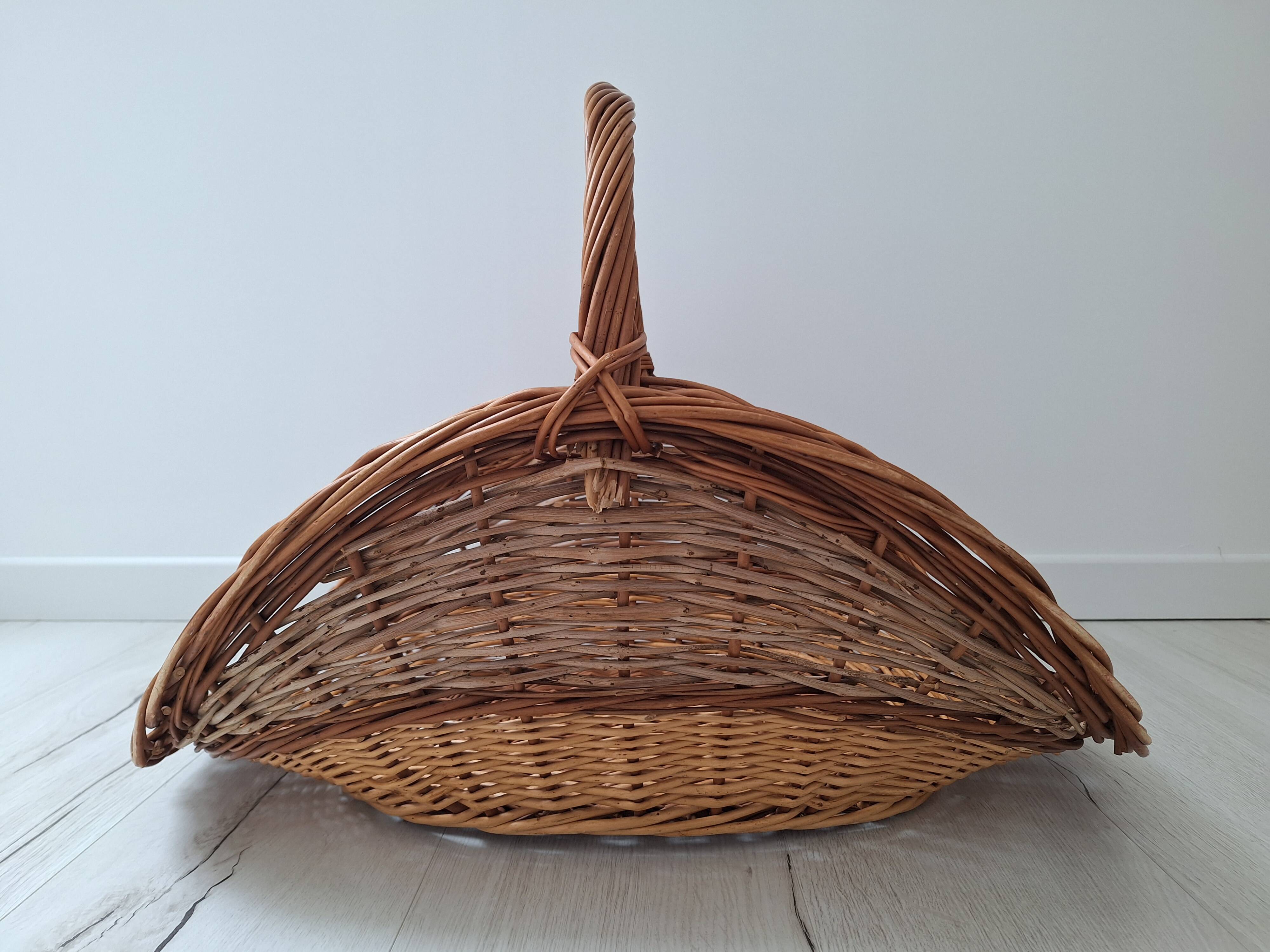 Vintage log basket