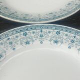 Lot de douze assiettes plates en terre de fer de la faïencerie Moulin des L