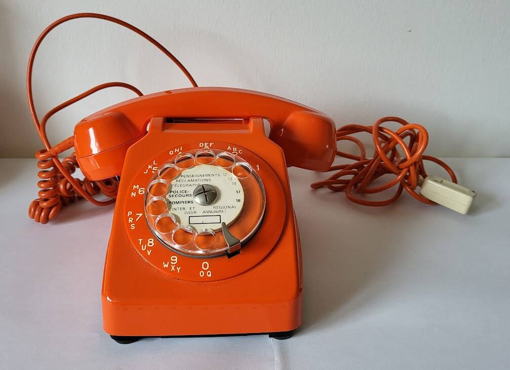 Téléphone Socotel Orange vintage