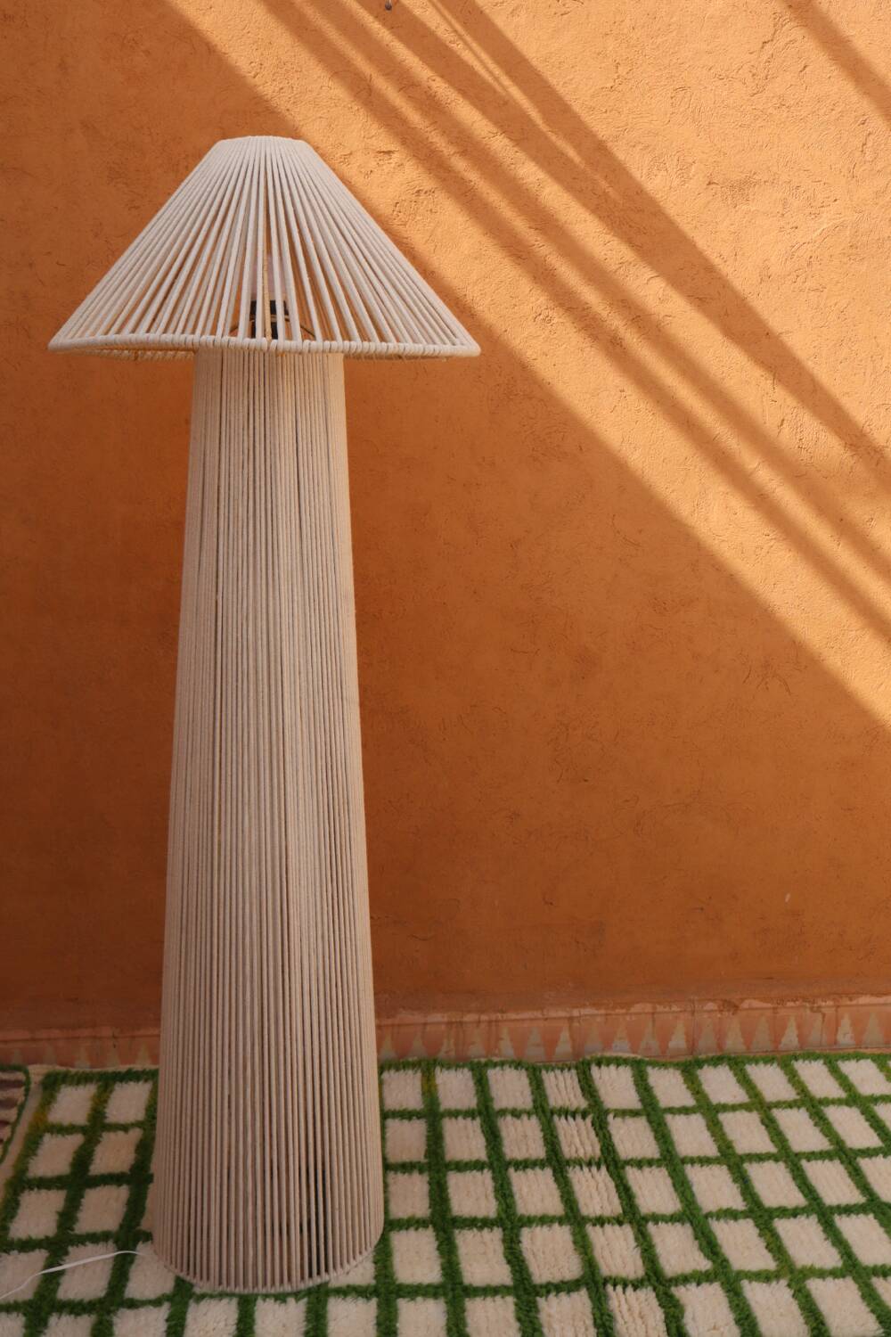 Off-white cotton hat floor lamp