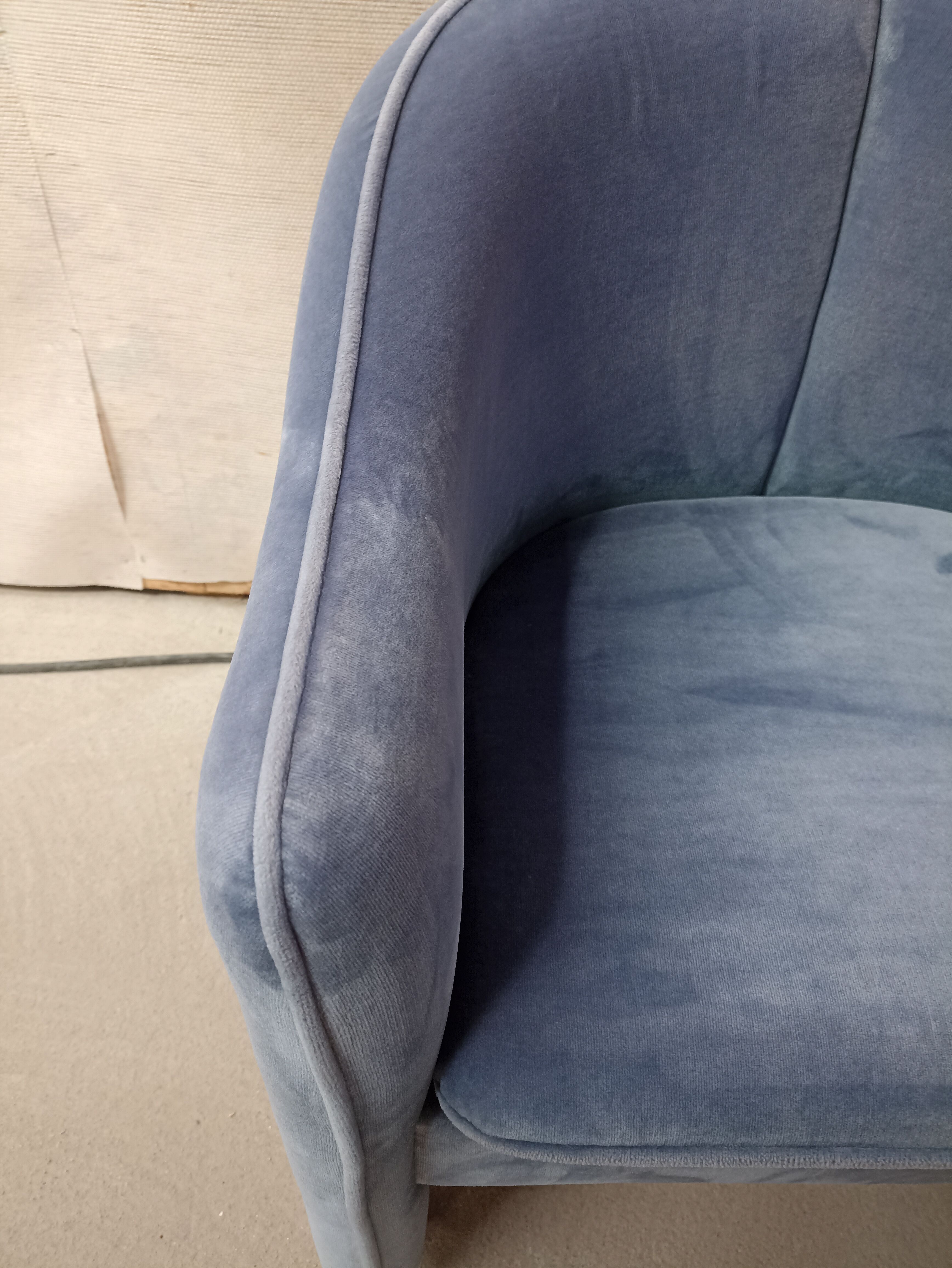 Pair of Italian design armchair
