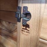 House Regain Library in solid elm
