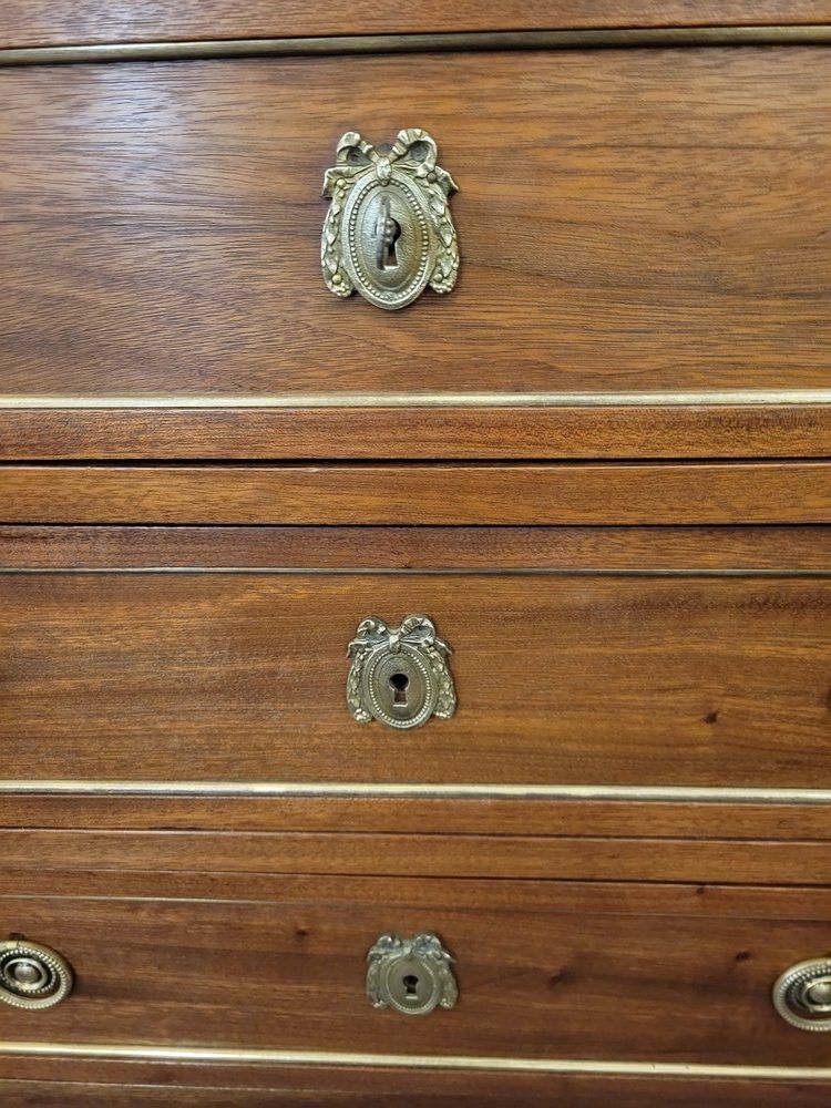 Small Louis XVI chest of drawers