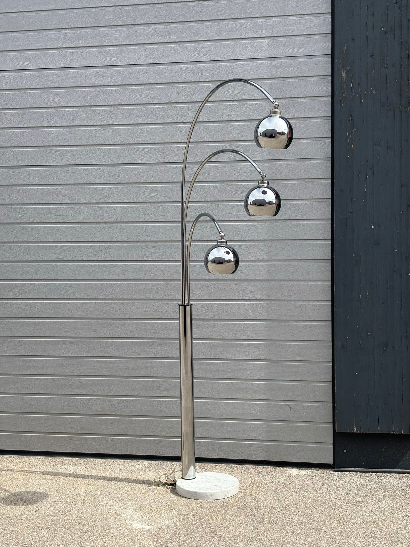 Muguet floor lamp by Goffredo Reggiani, Italy, 1970s.