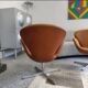 Pair Arne Jacobsen Swan chairs by Fritz Hansen