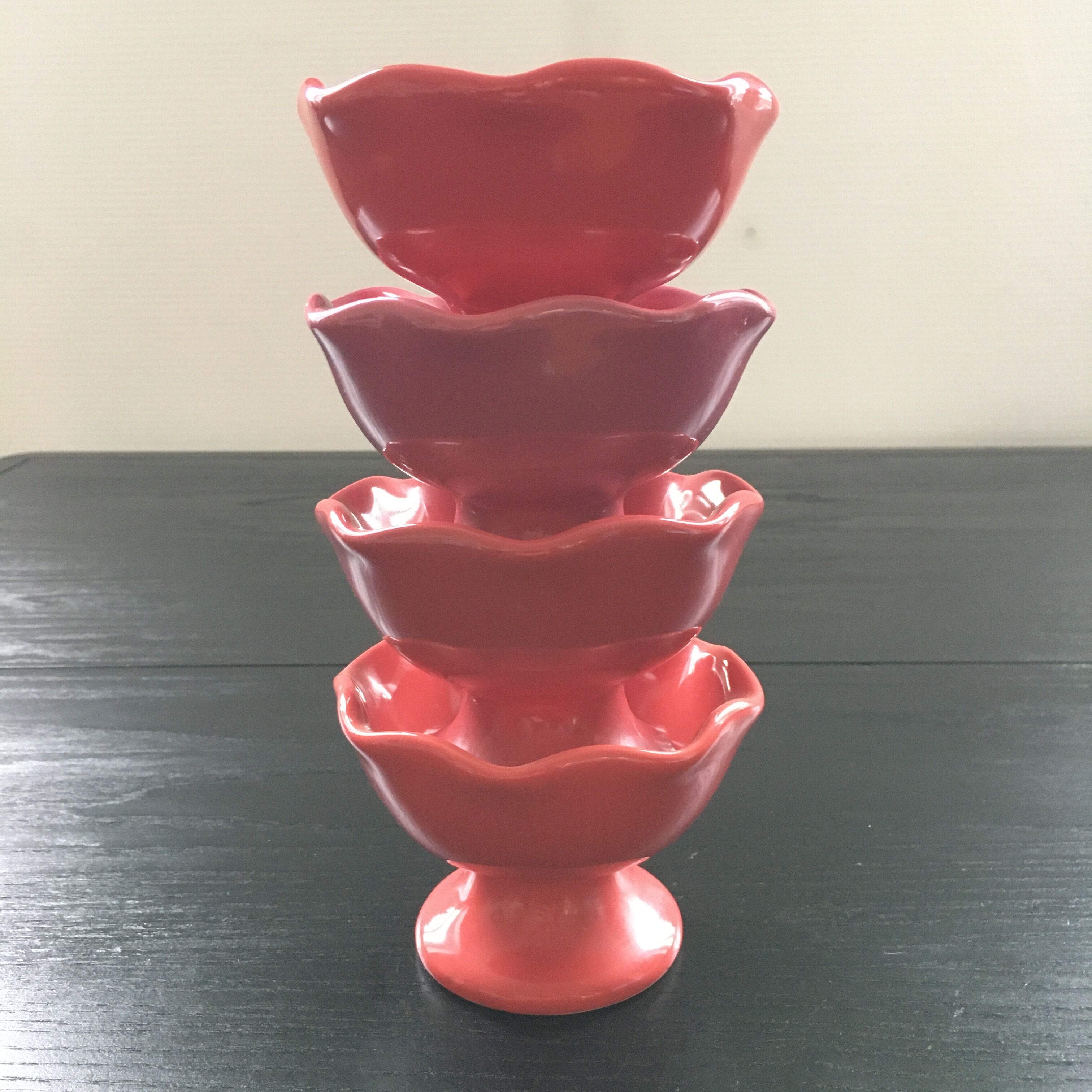 Set of 4 ice cream bowls