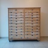 Meuble de métier : meuble de boulanger