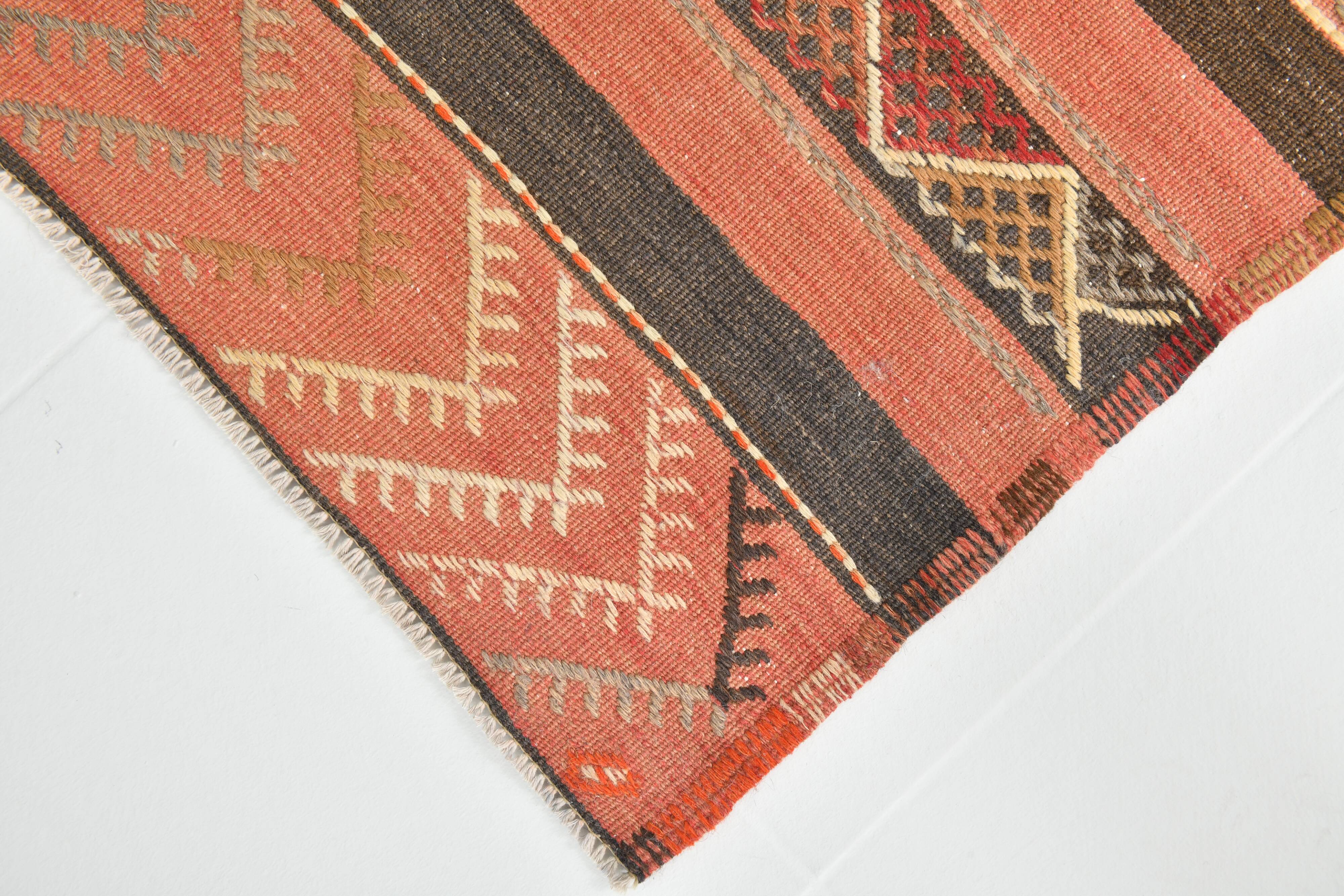 4x7 Red & Brown Vintage Kilim Rug, 123x205Cm