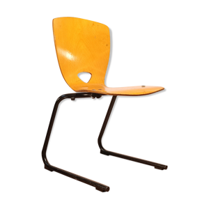 chaise de cantine vintage