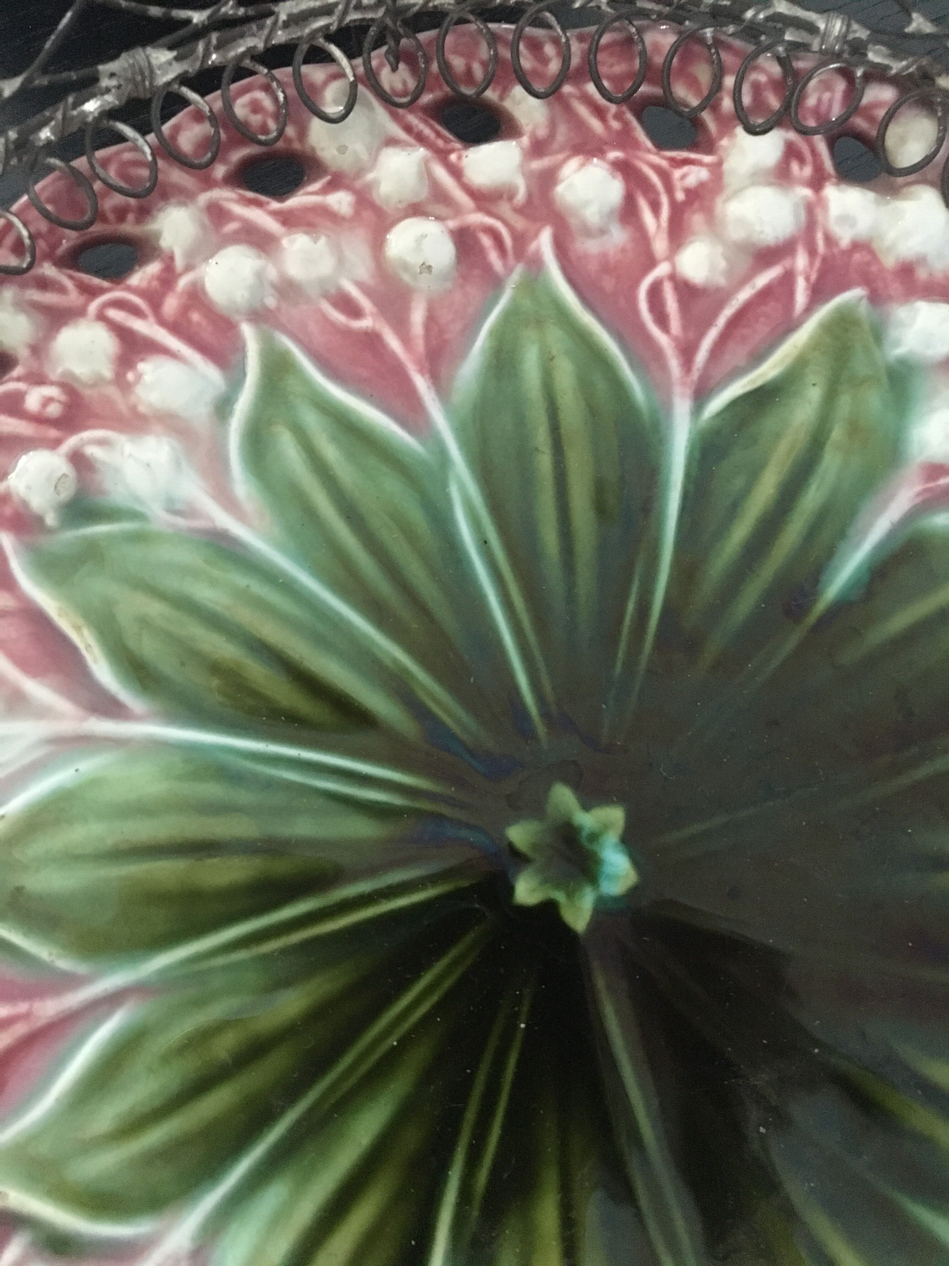 Dish in barbotine late 19th century