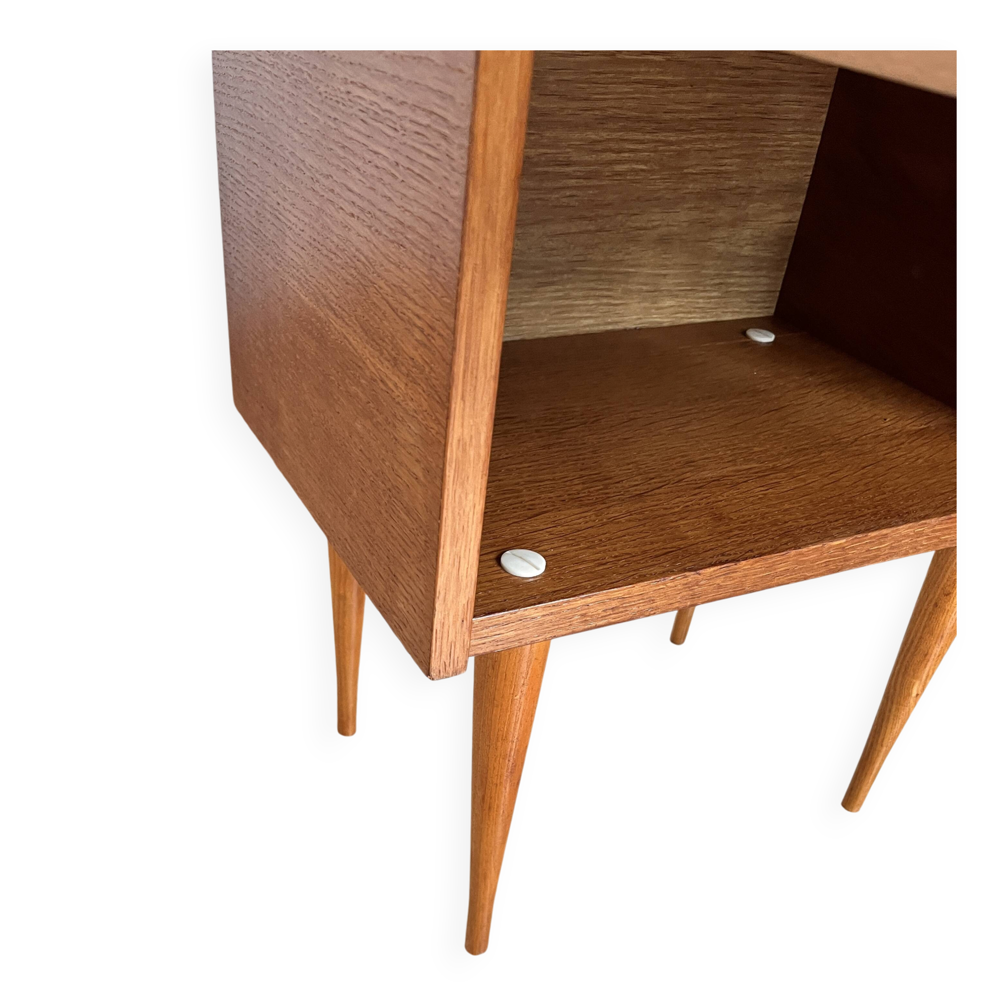 Table de chevet