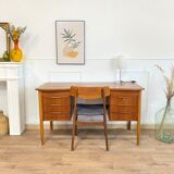 Scandinavian desk