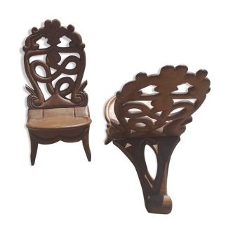 Paire de fauteuils en acajou massif Madagascar vers 1950