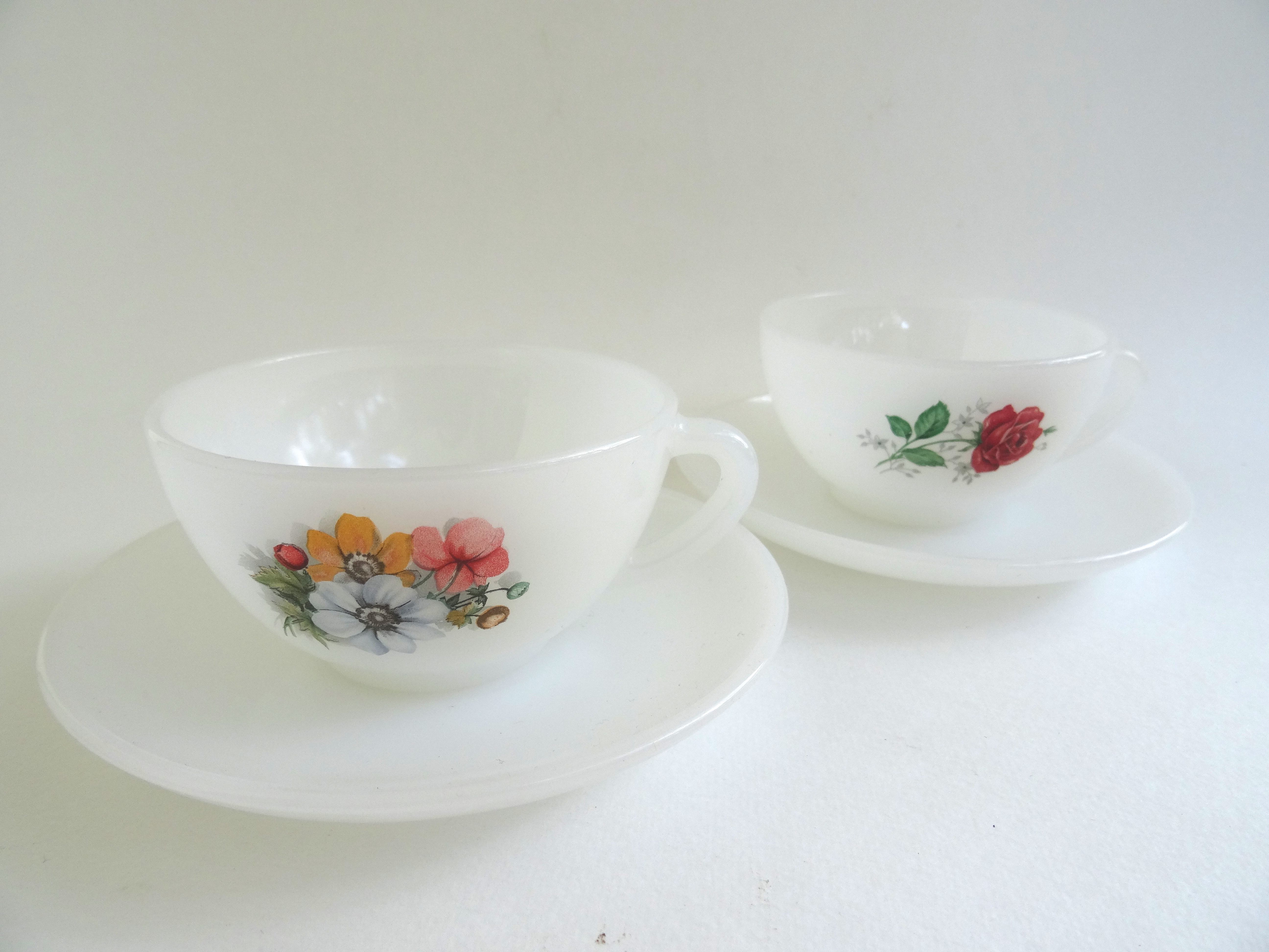 Arcopal coffee cups