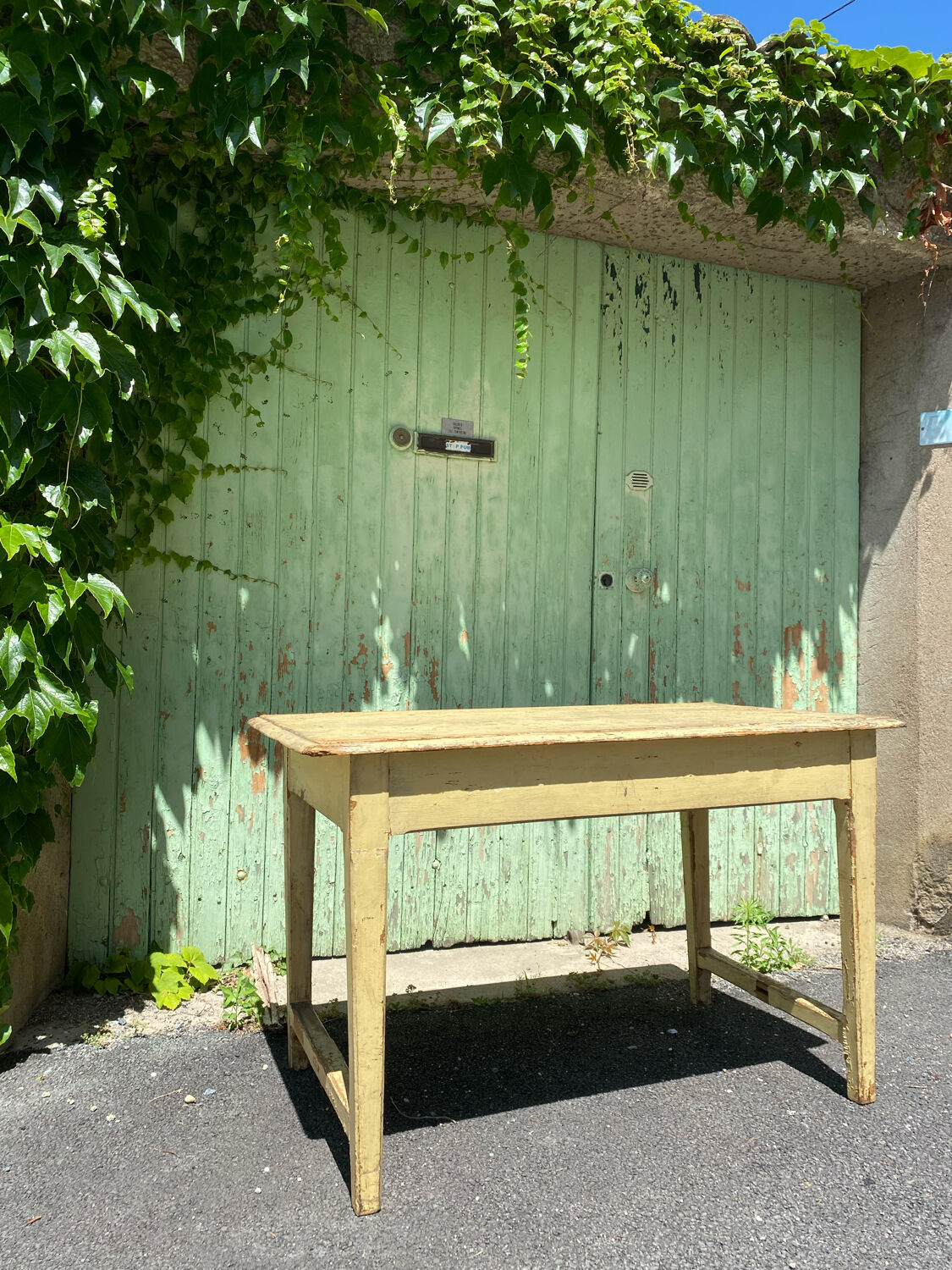 Small farmhouse table