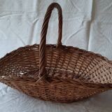 4 vintage wicker baskets