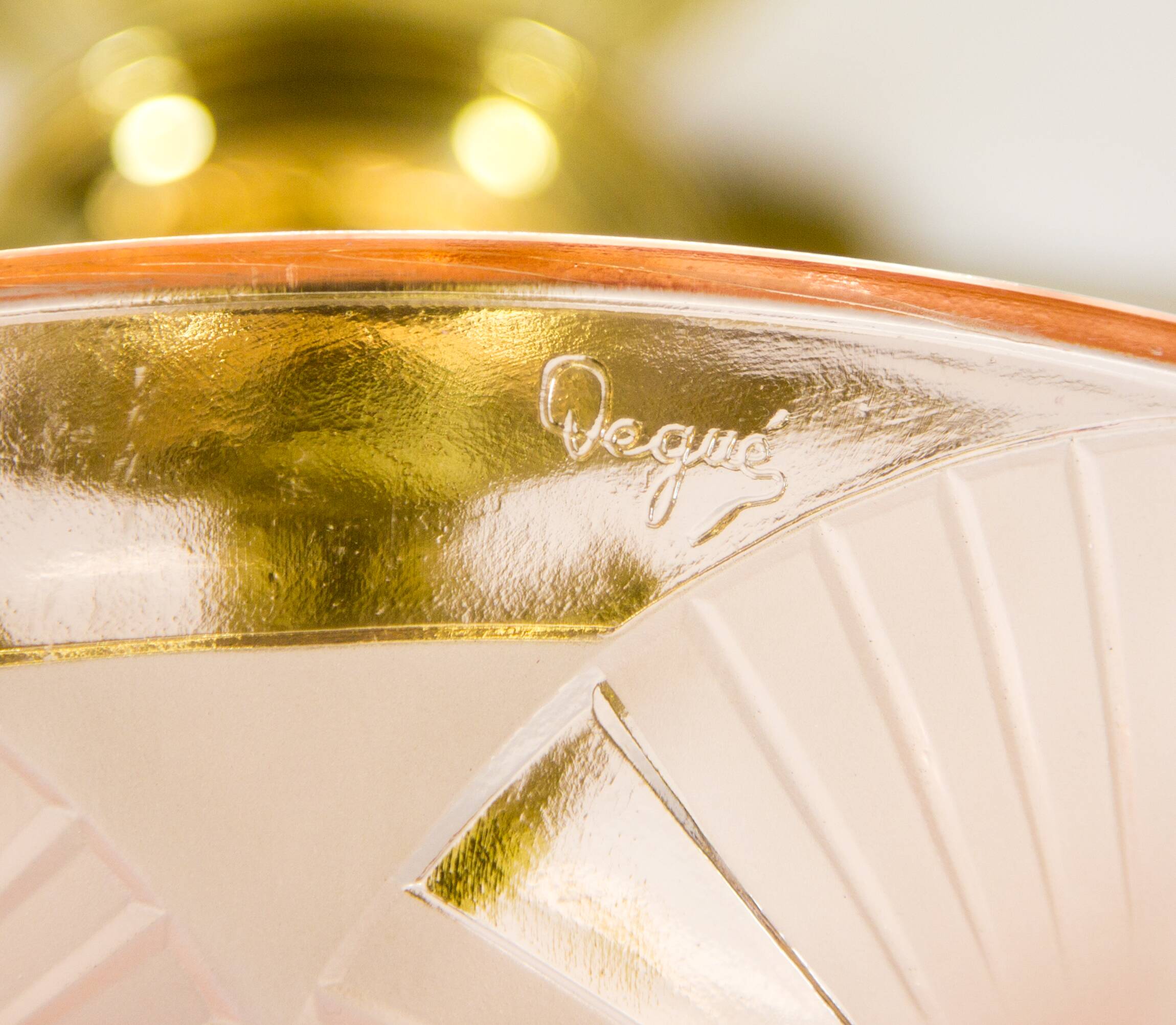 Lampe de table Dégué | Art Déco | Base en laiton lourd | millésime des années 1930