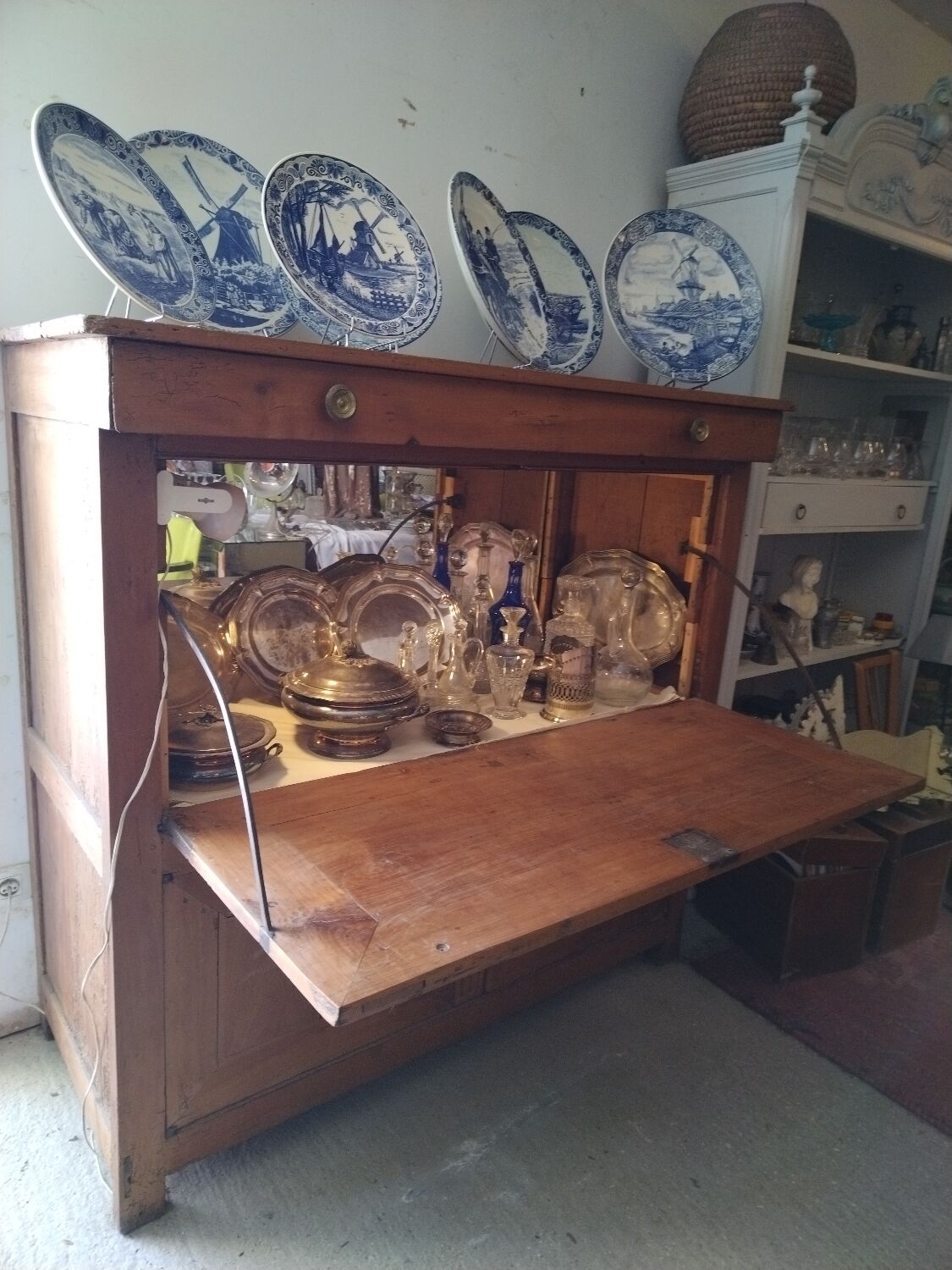 Louis XVI period country secretary