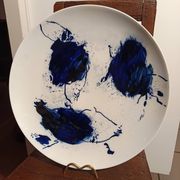 Large designer plate signed by Barbara Schroeder – 41 cm – Contemporary ceramic
