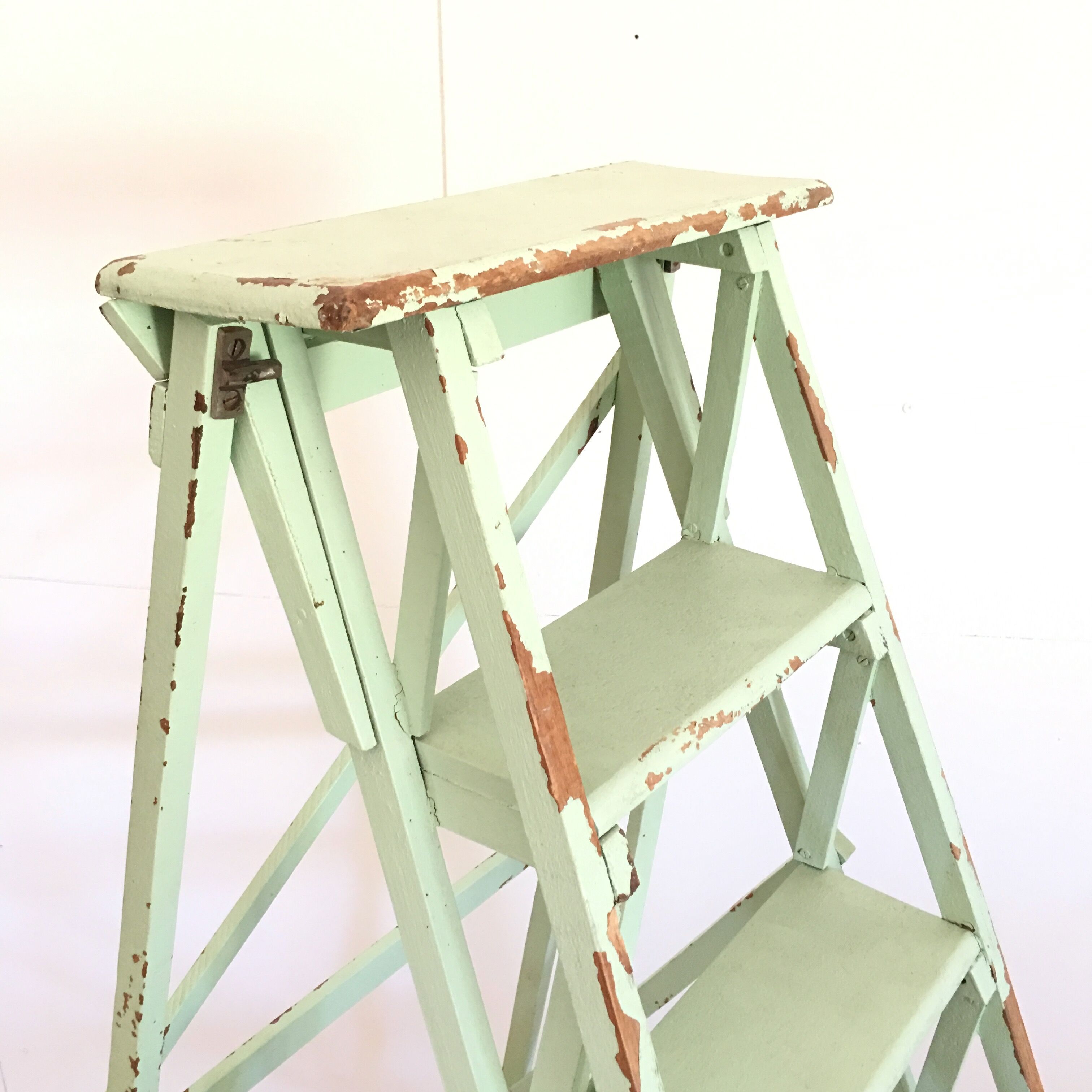Former mint wooden stepladder