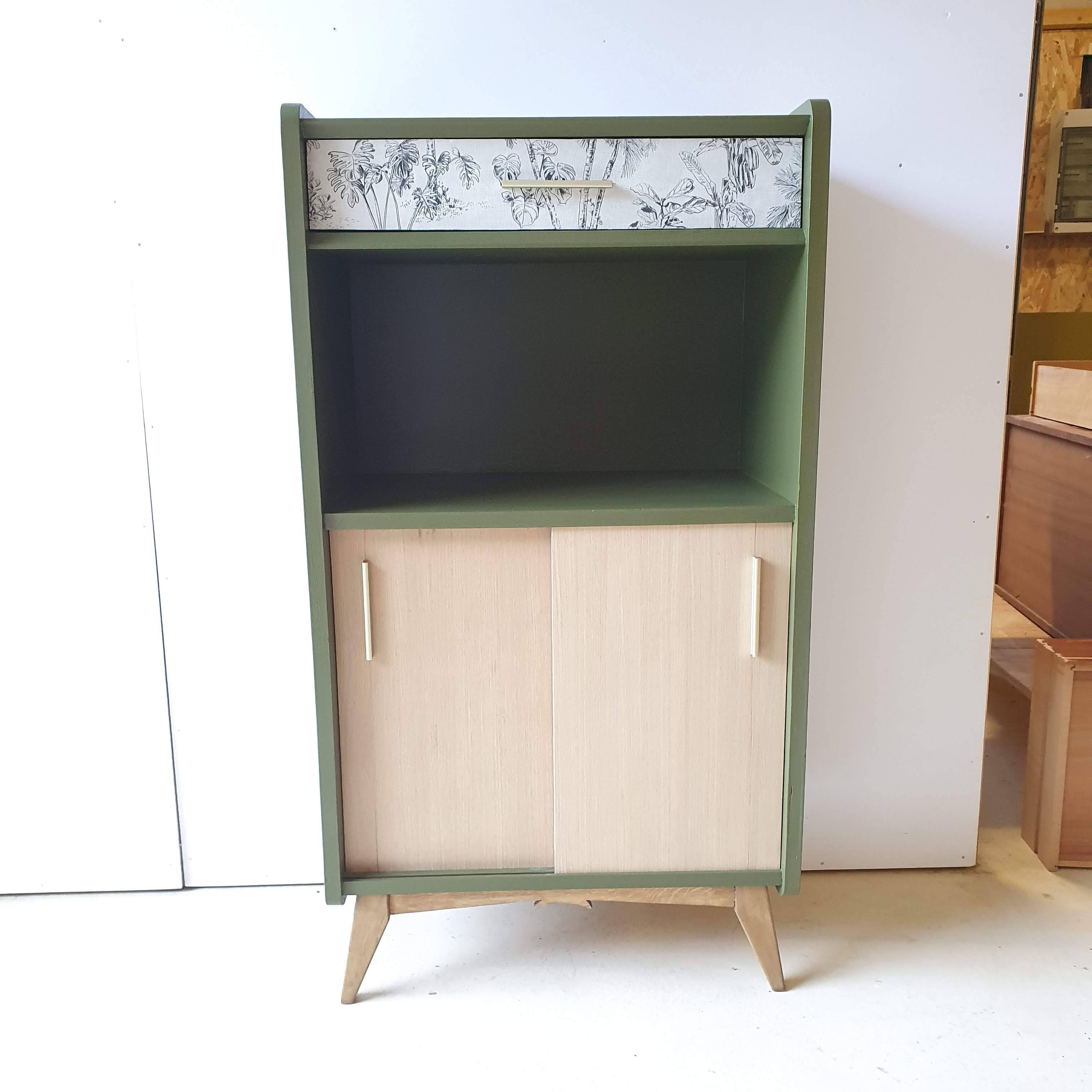 Small secretary buffet