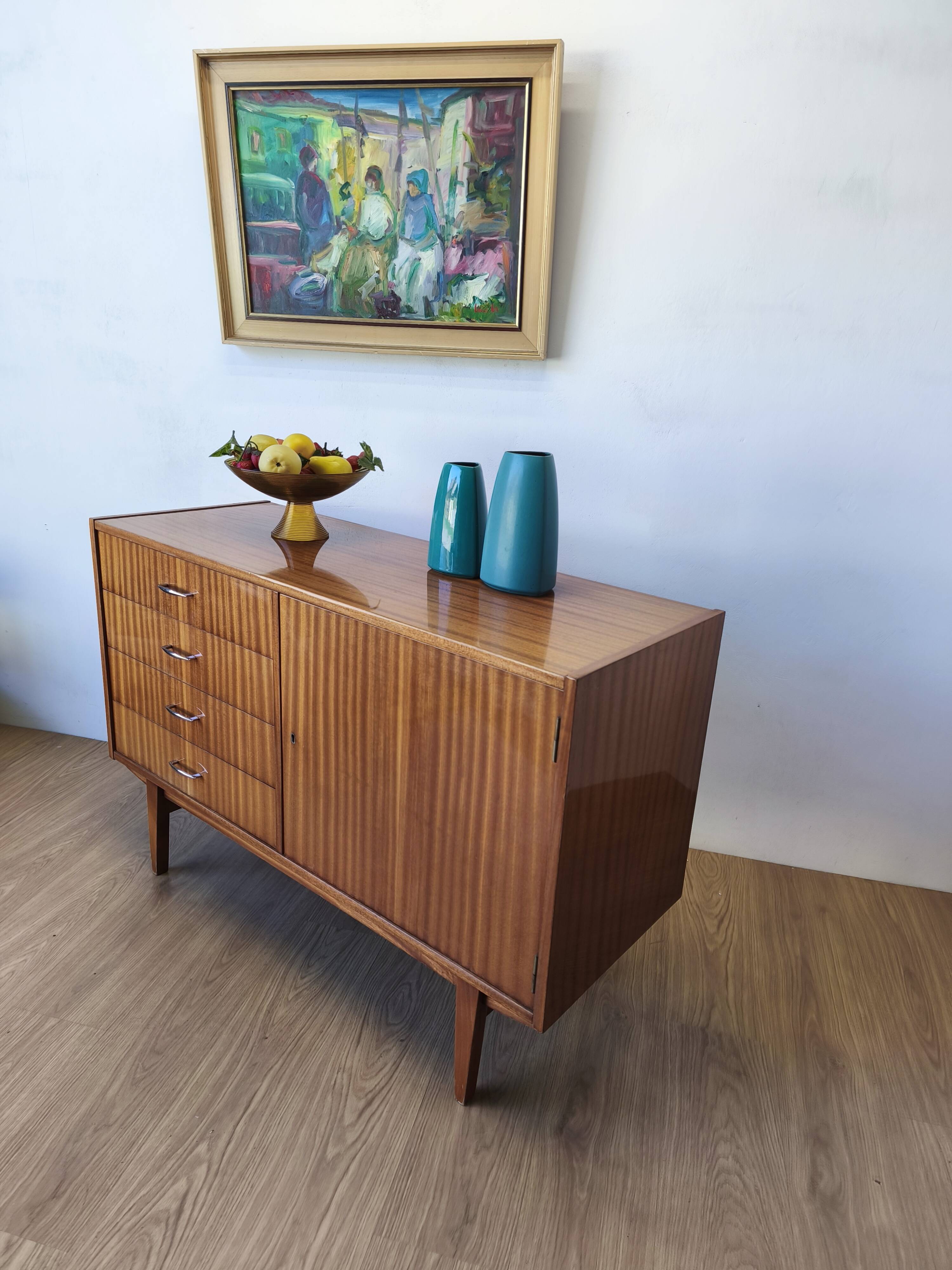 Modernist sideboard of the 1970.