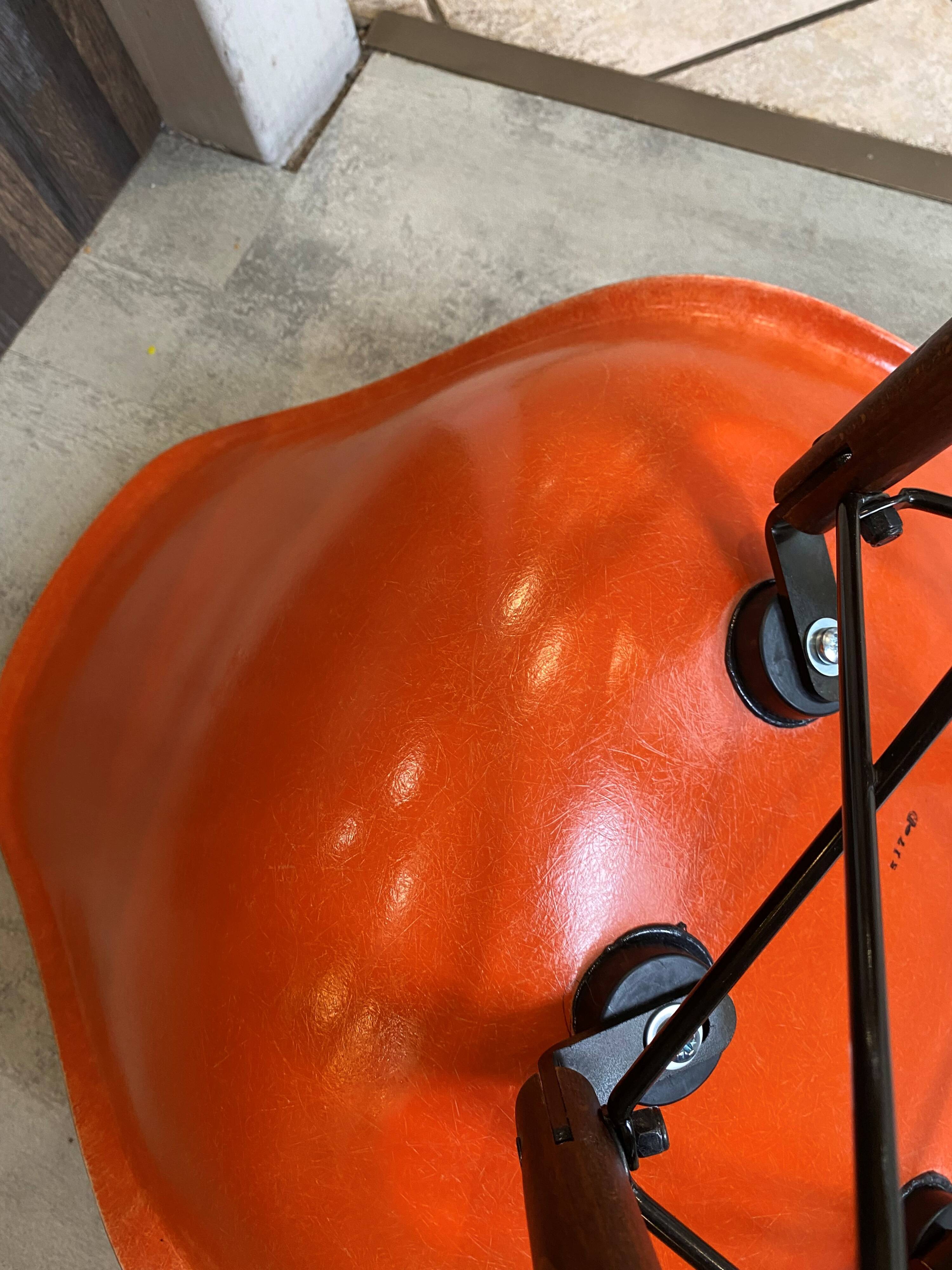 A dsw fiber red orange dowel walnut eames herman miller vintage 70 chair